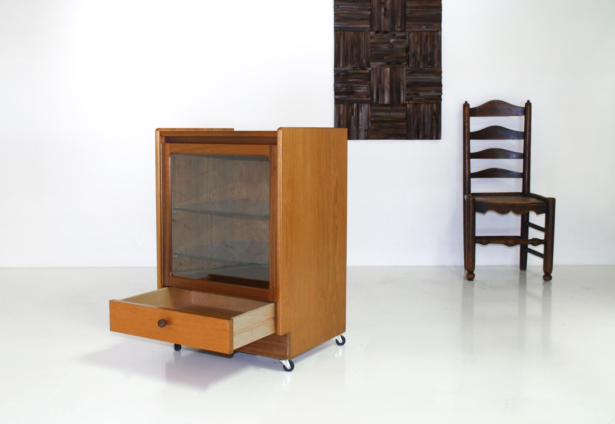 British 1970s Mid Century Teak HiFi Cabinet Vinyl Record Player Unit by Knoll