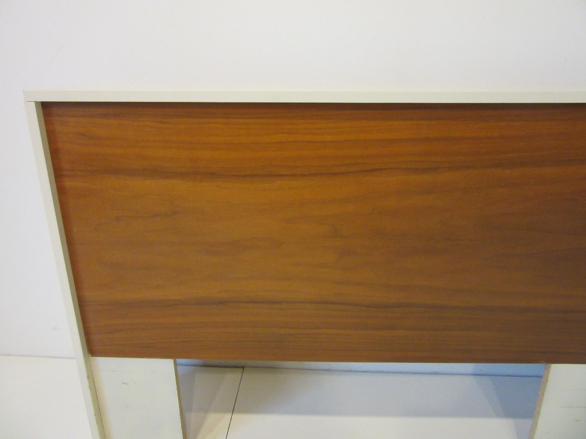 20th Century 1970s Midcentury Twin Bed or King Headboards in the Style of Milo Baughman For Sale