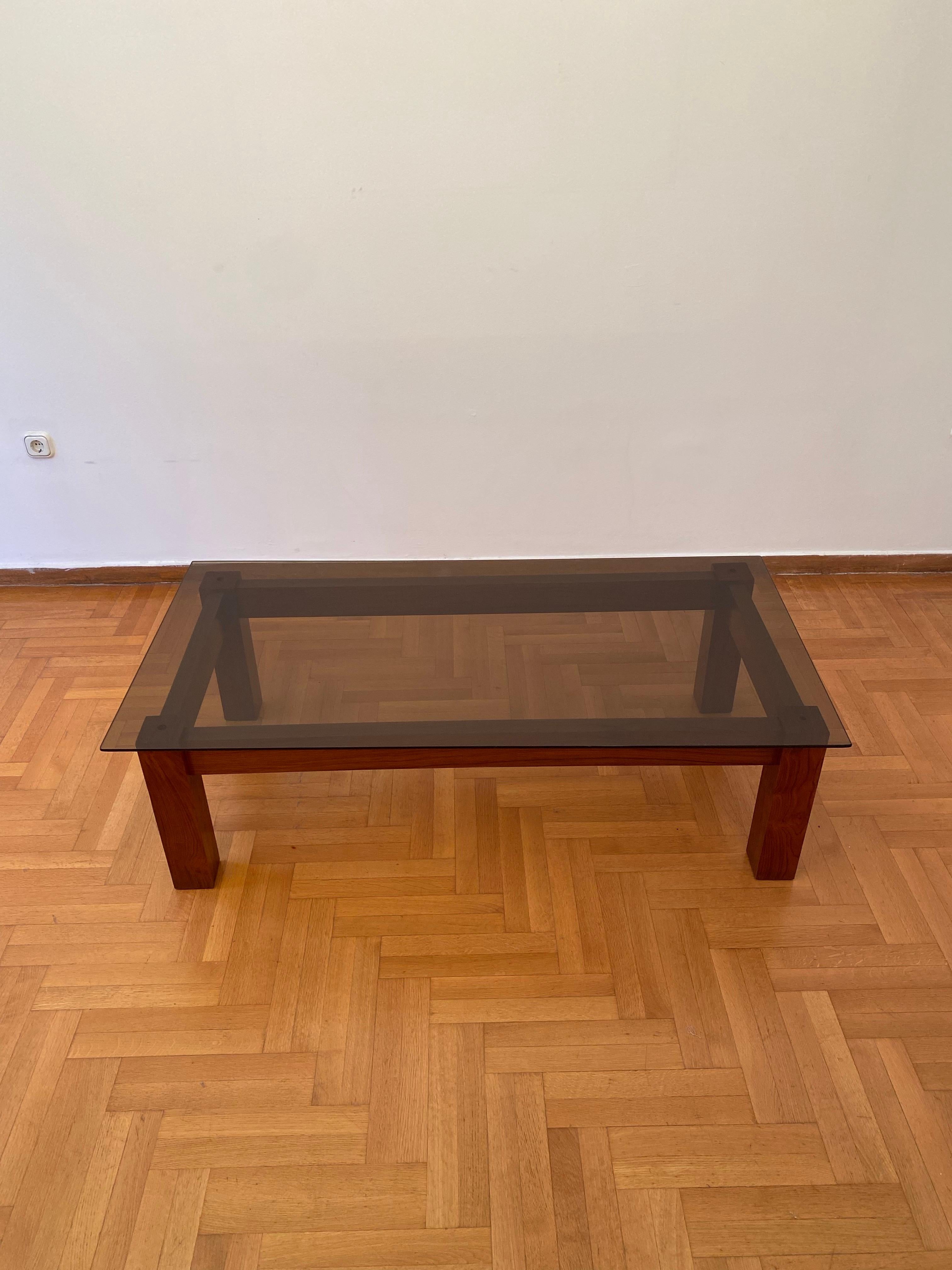 1970s MidCentury Brutalist Smoked Glass Rectangular Coffee Table In Good Condition For Sale In London, GB