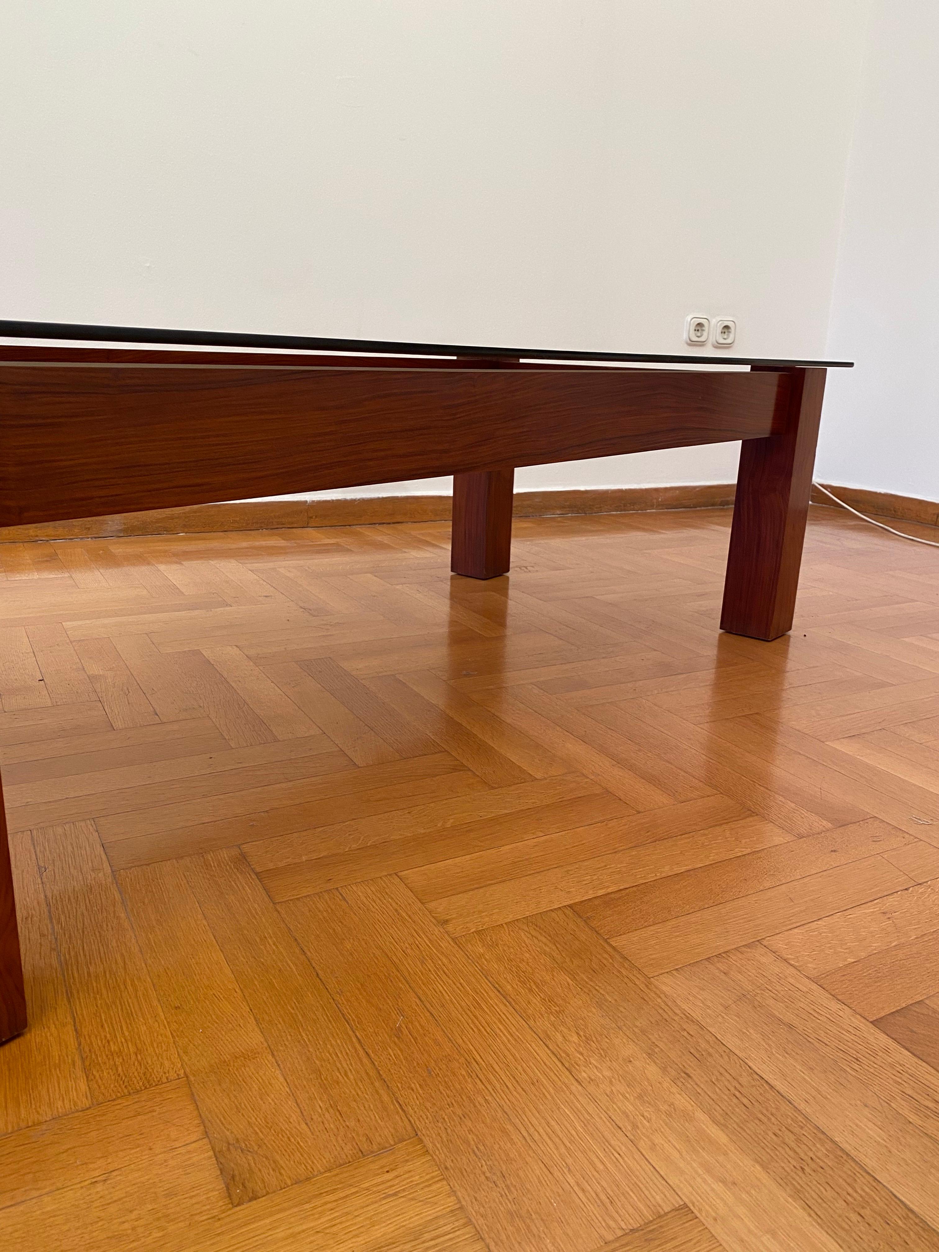 1970s MidCentury Brutalist Smoked Glass Rectangular Coffee Table For Sale 3