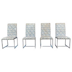 Chaises de salle à manger chromées des années 1970 de style d'après Milo Baughman - Lot de 4