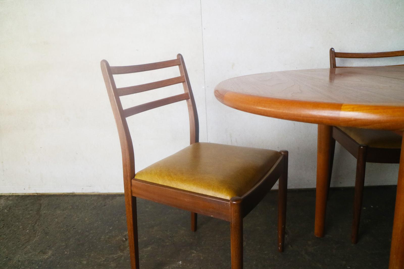 Late 20th Century 1970s Midcentury Danish Table and Four G Plan Dining Chairs For Sale