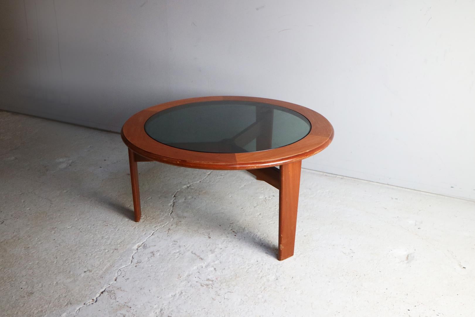 Mid-Century Modern 1970s Midcentury English Circular Coffee Table by G Plan For Sale