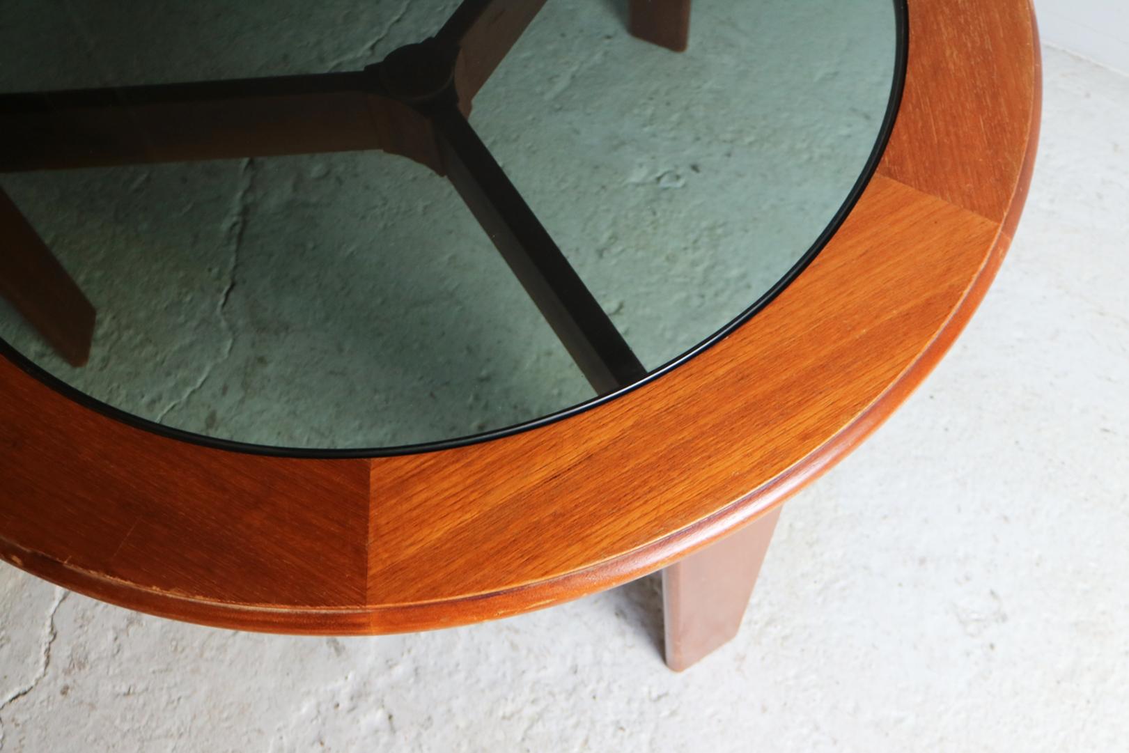 British 1970s Midcentury English Circular Coffee Table by G Plan For Sale