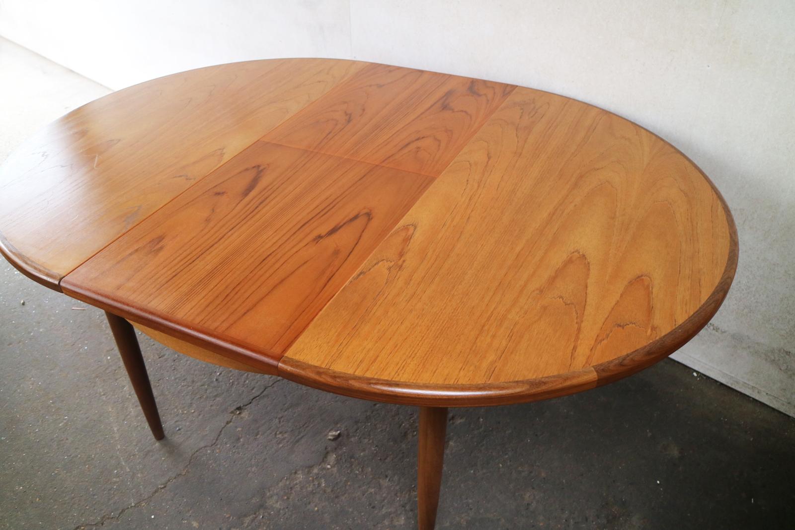 1970s Midcentury G Plan Dining Table and Chairs For Sale 2