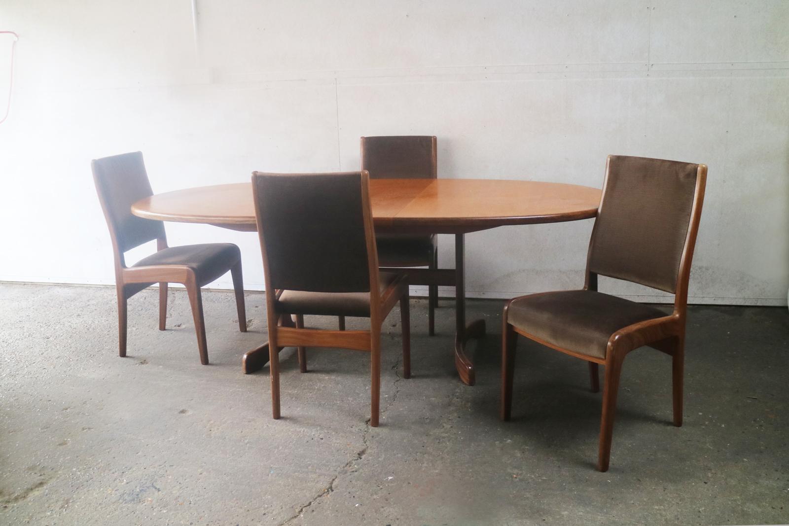 1970s Midcentury Large Ellipse G Plan Dining Table and Chairs 1