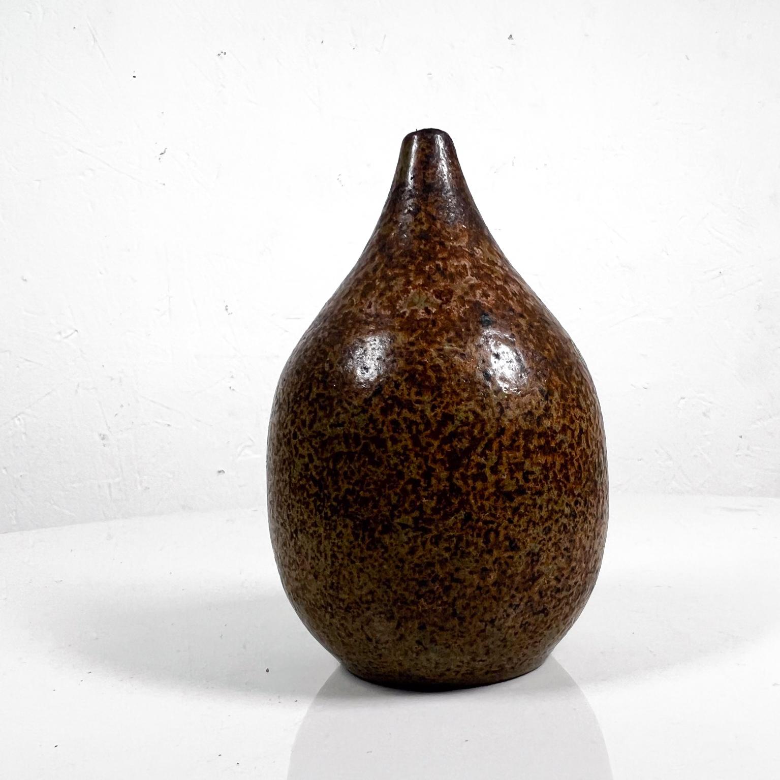 1970s Modern Studio Art Speckled Glazed Weed Pot Bud Vase signed For Sale 3