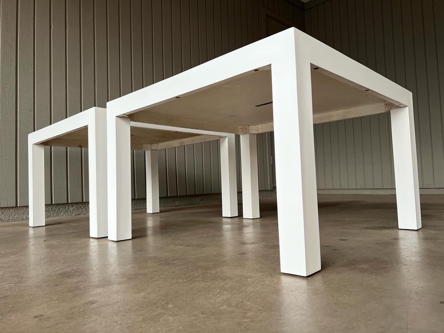 1970s Milo Baughman for Thayer Coggin pair of end, side or coffee tables For Sale 1