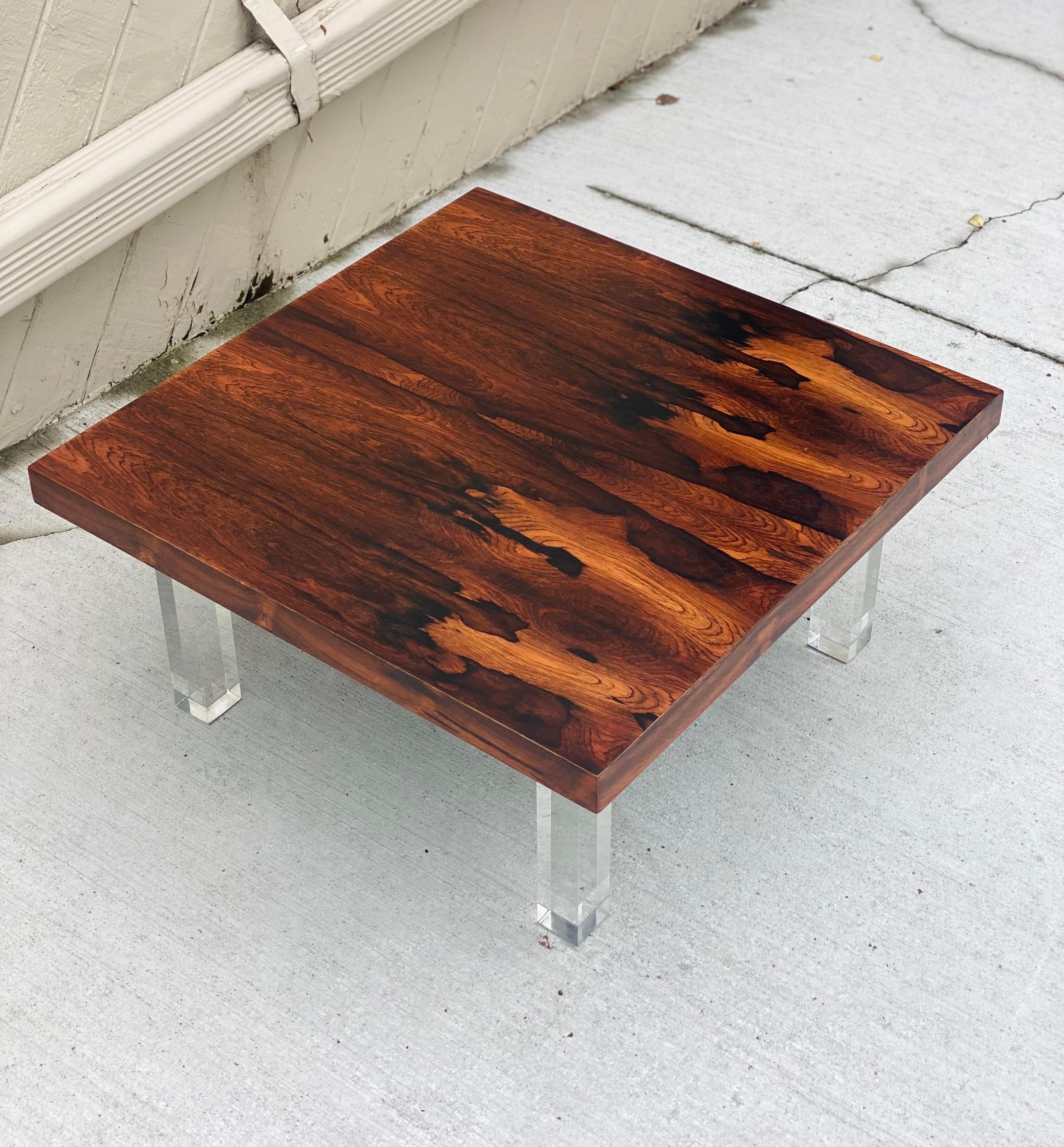 1970s Milo Baughman for Thayer Coggin Rosewood and Lucite Square Coffee Table For Sale 2