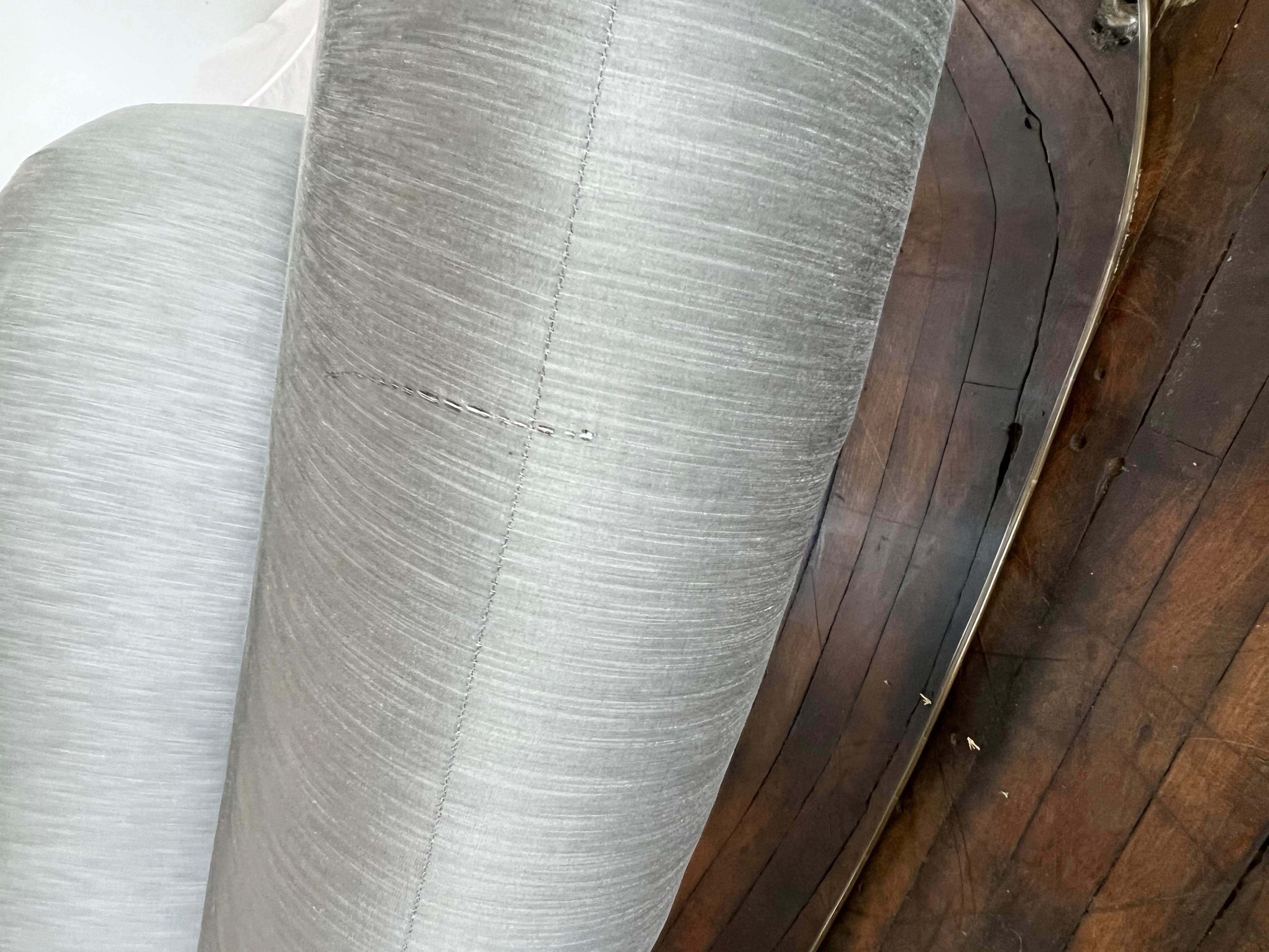 1970 Milo Baughman for Thayer Coggin Serpentine Sectional With Chrome Mirror Ba en vente 3