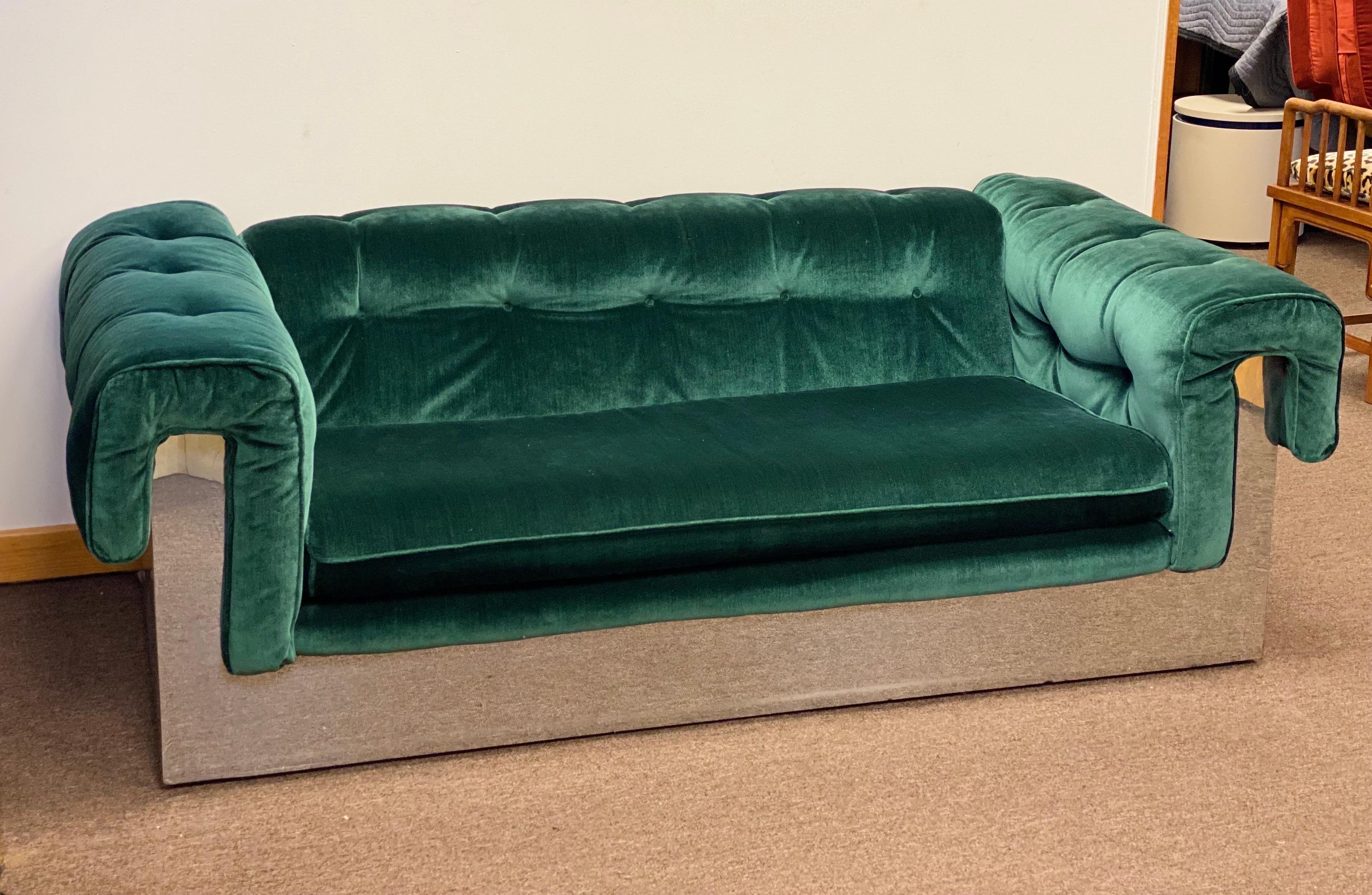 1970s Milo Baughman for Thayer Coggin Tufted Green Velvet & Chrome Wrapped Sofa For Sale 1
