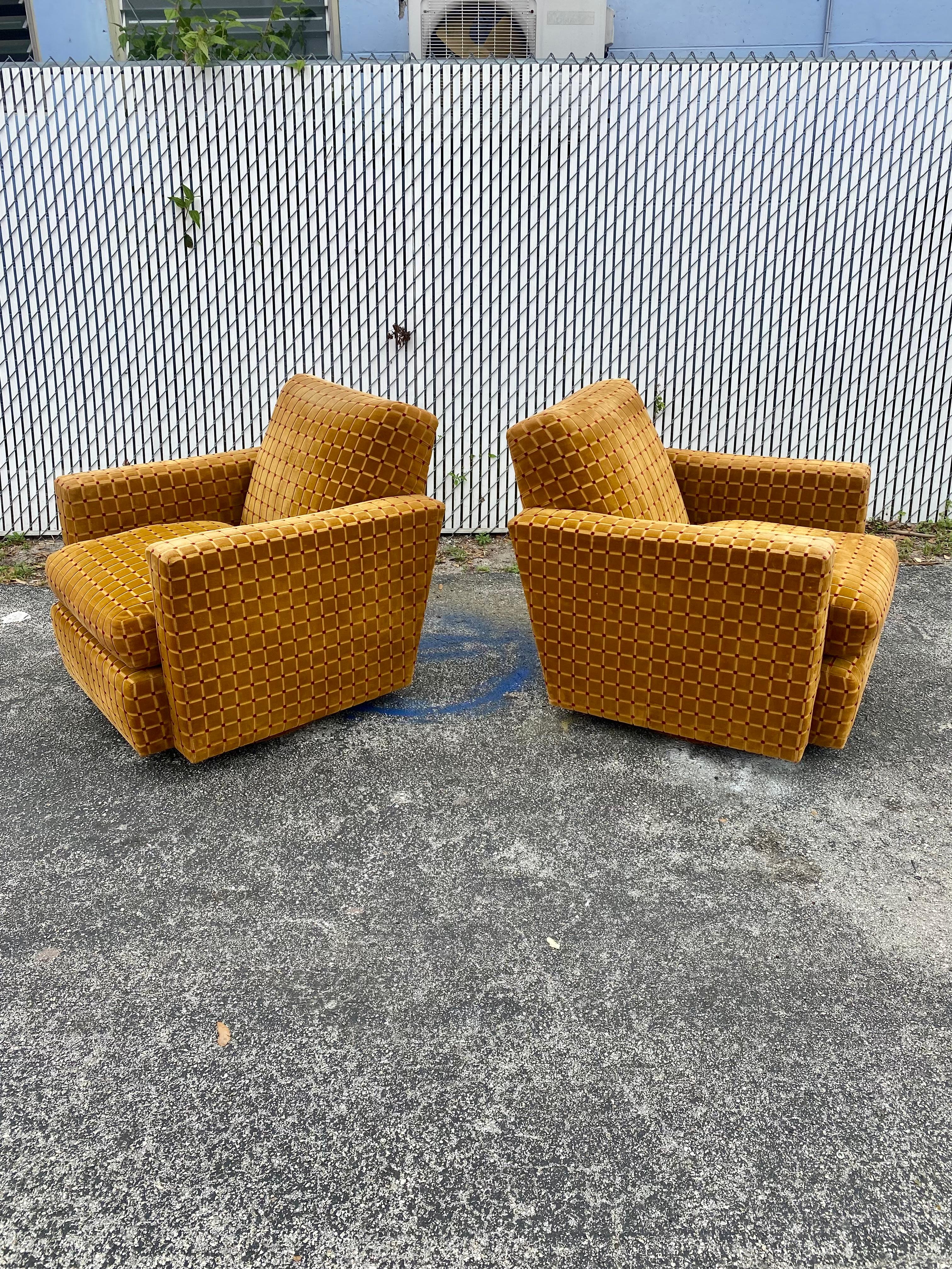 1970s Milo Baughman Jack Larsen Velvet Cut Mustard Gold Swivel Chairs, Set of 2 For Sale 1
