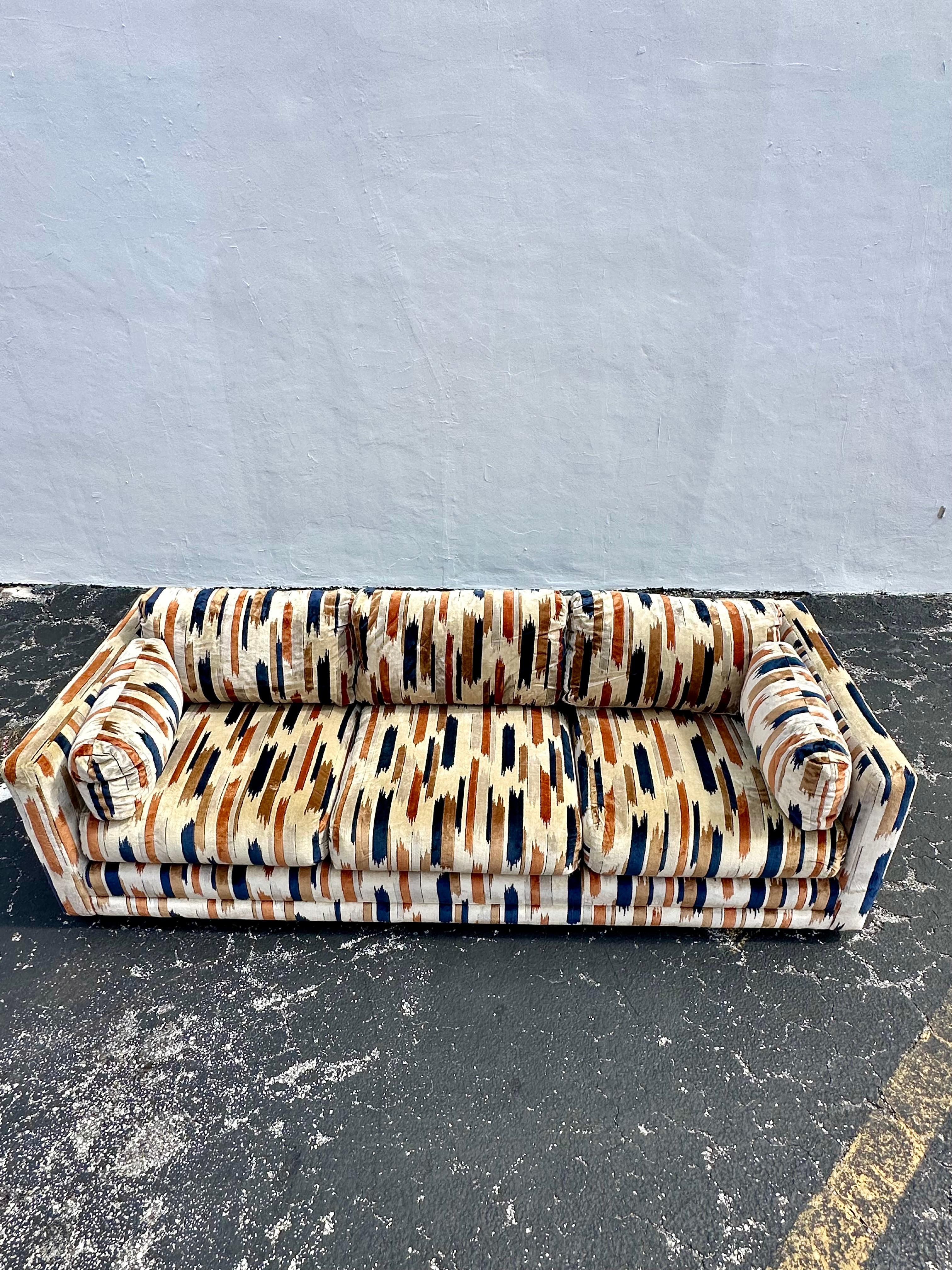 1970s Milo Baughman Jack Lenor Larsen Navy Biege Velvet Tuxedo Sofas, Set of 2 5