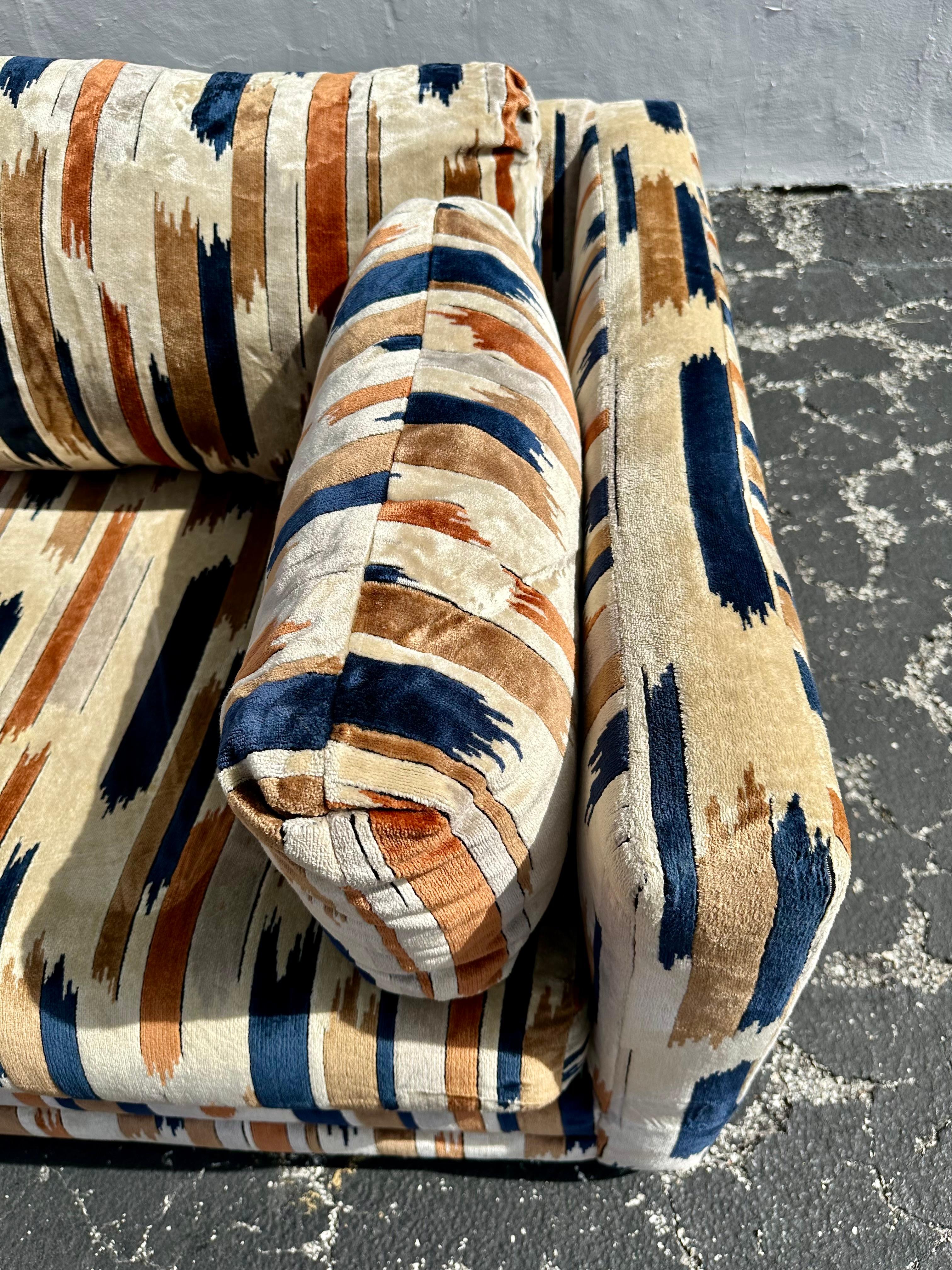 1970s Milo Baughman Jack Lenor Larsen Navy Biege Velvet Tuxedo Sofas, Set of 2 9