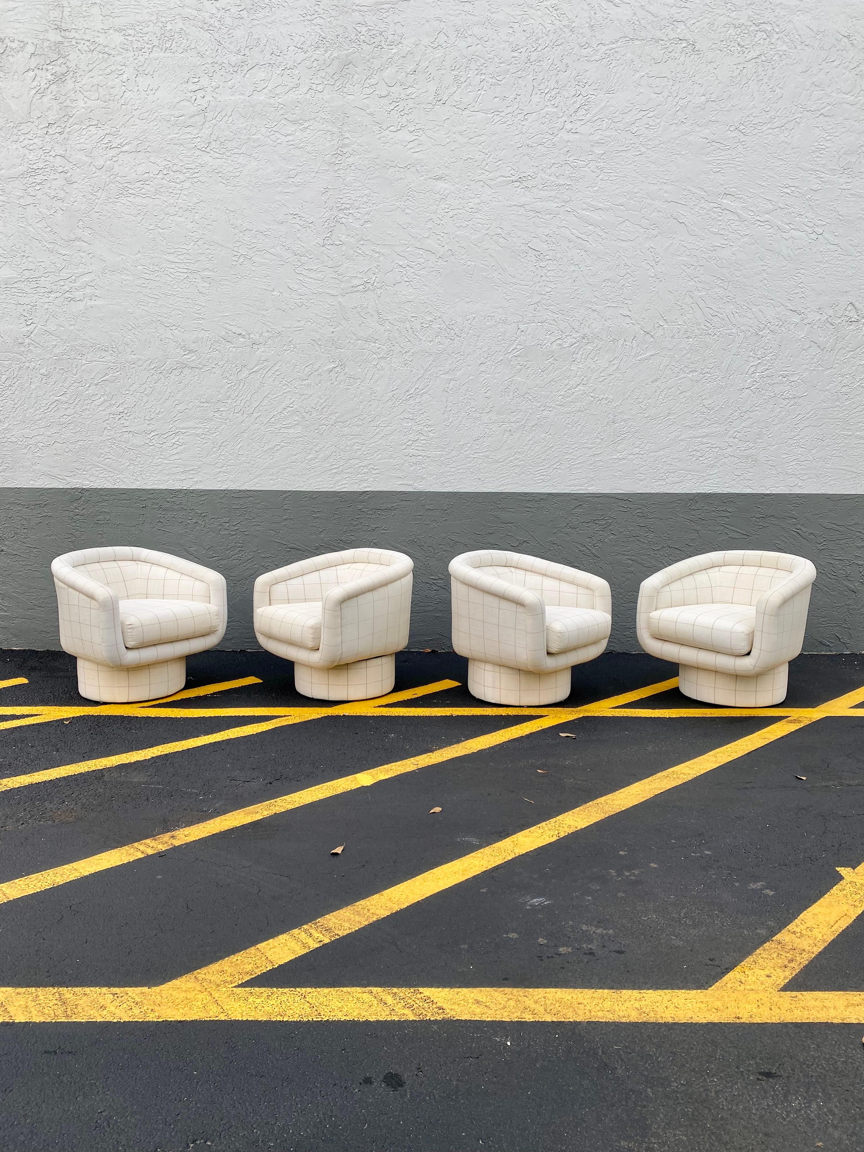 Mid-Century Modern 1970s Milo Baughman Linen Barrel Swivel Chairs, Set of 2
