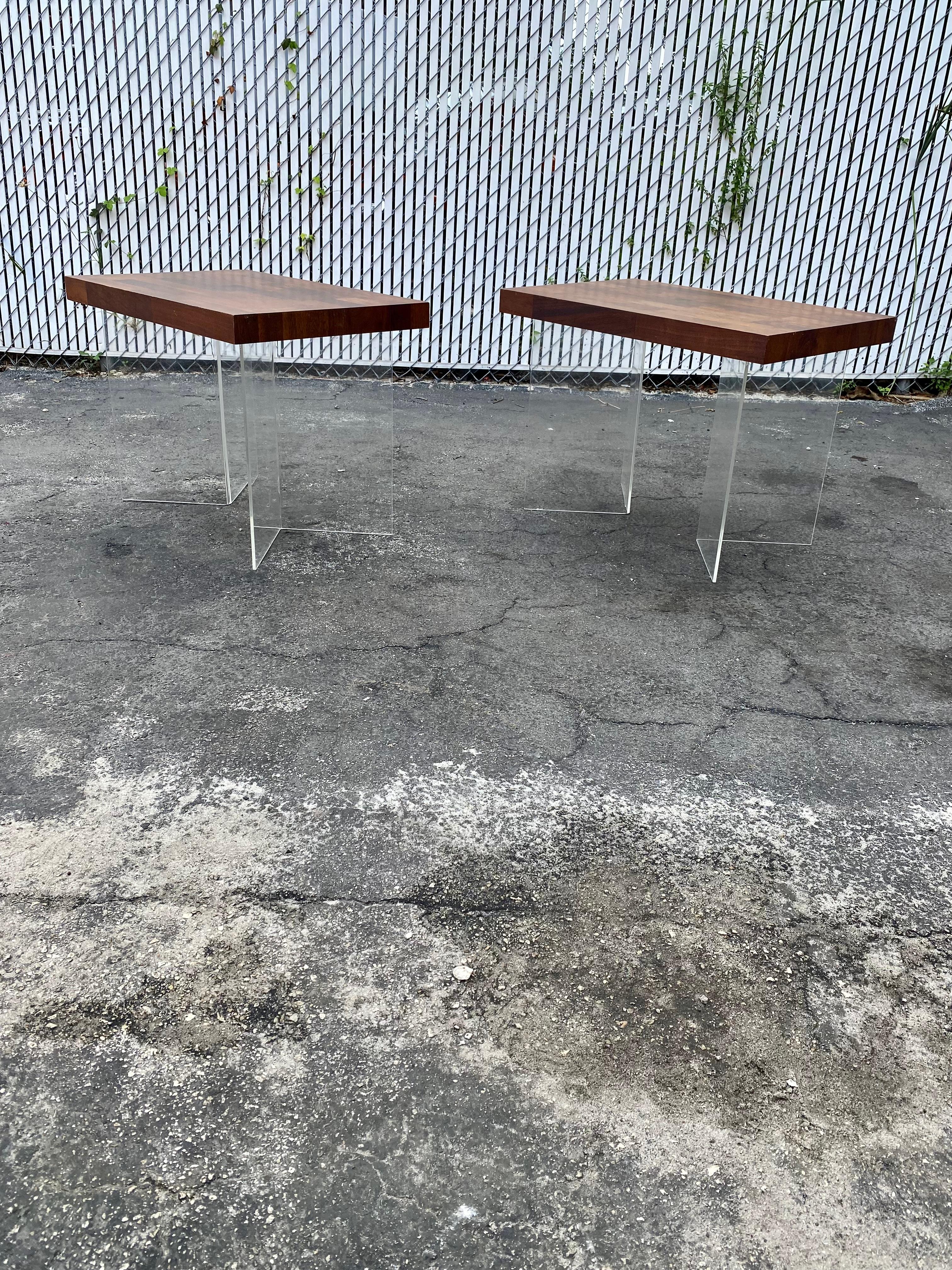 American 1970s Milo Baughman Floating Lucite and Wood Tables, Set of 2 For Sale