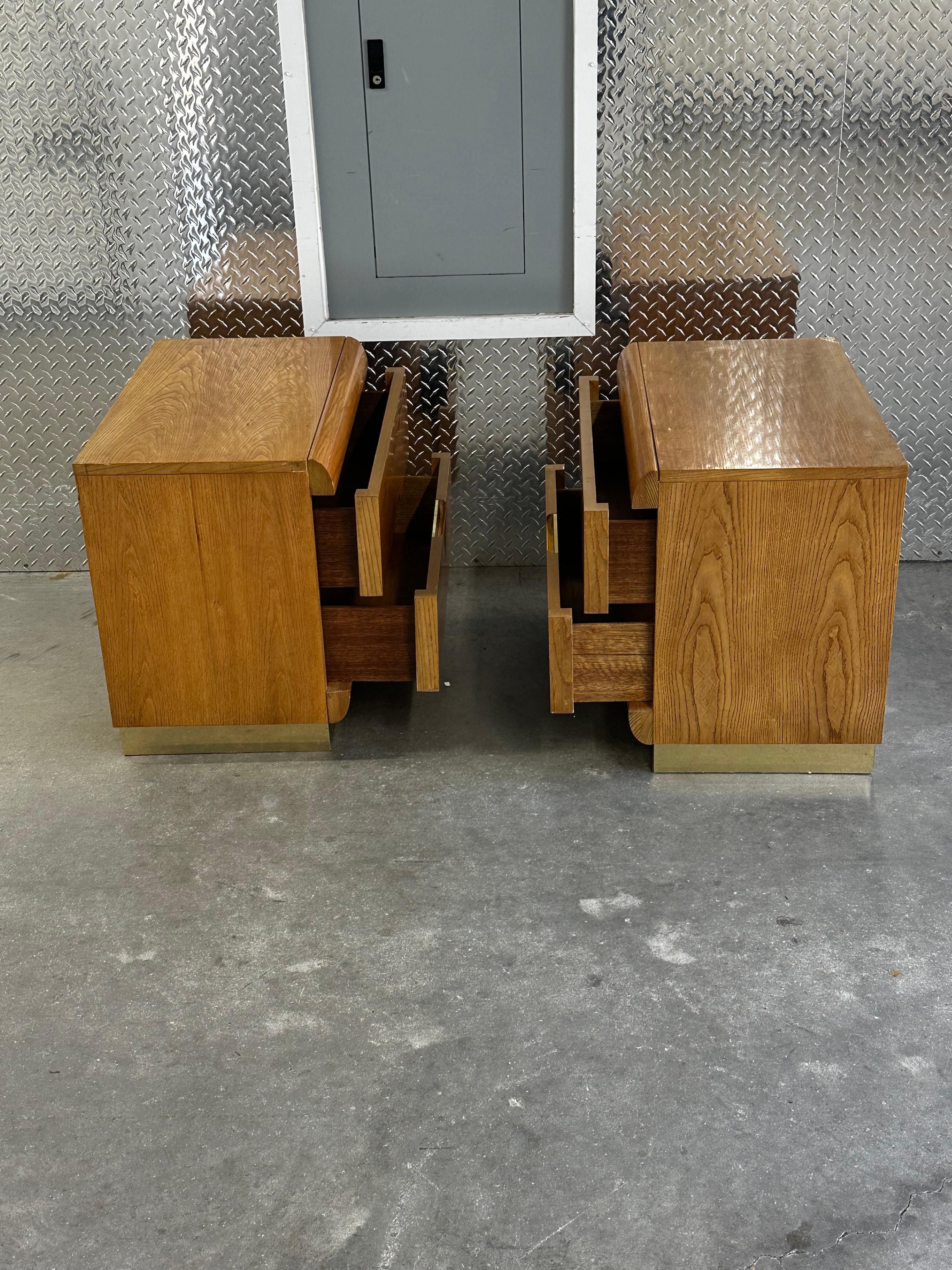 1970s Milo Baughman Oak Brass Floating Waterfall Plinth Base Nightstand Set of 2 For Sale 5