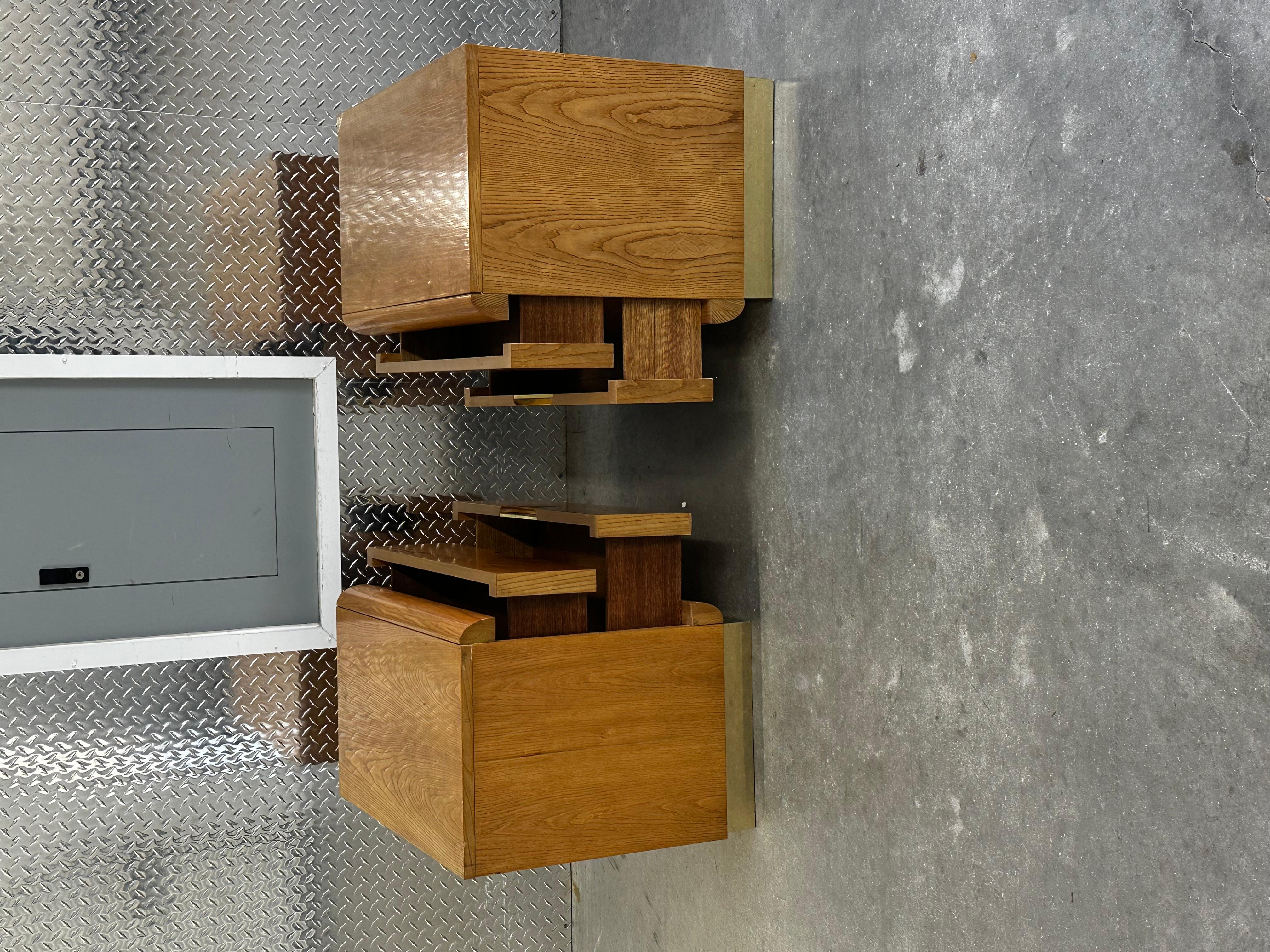 1970s Milo Baughman Oak Brass Floating Waterfall Plinth Base Nightstand Set of 2 For Sale 5