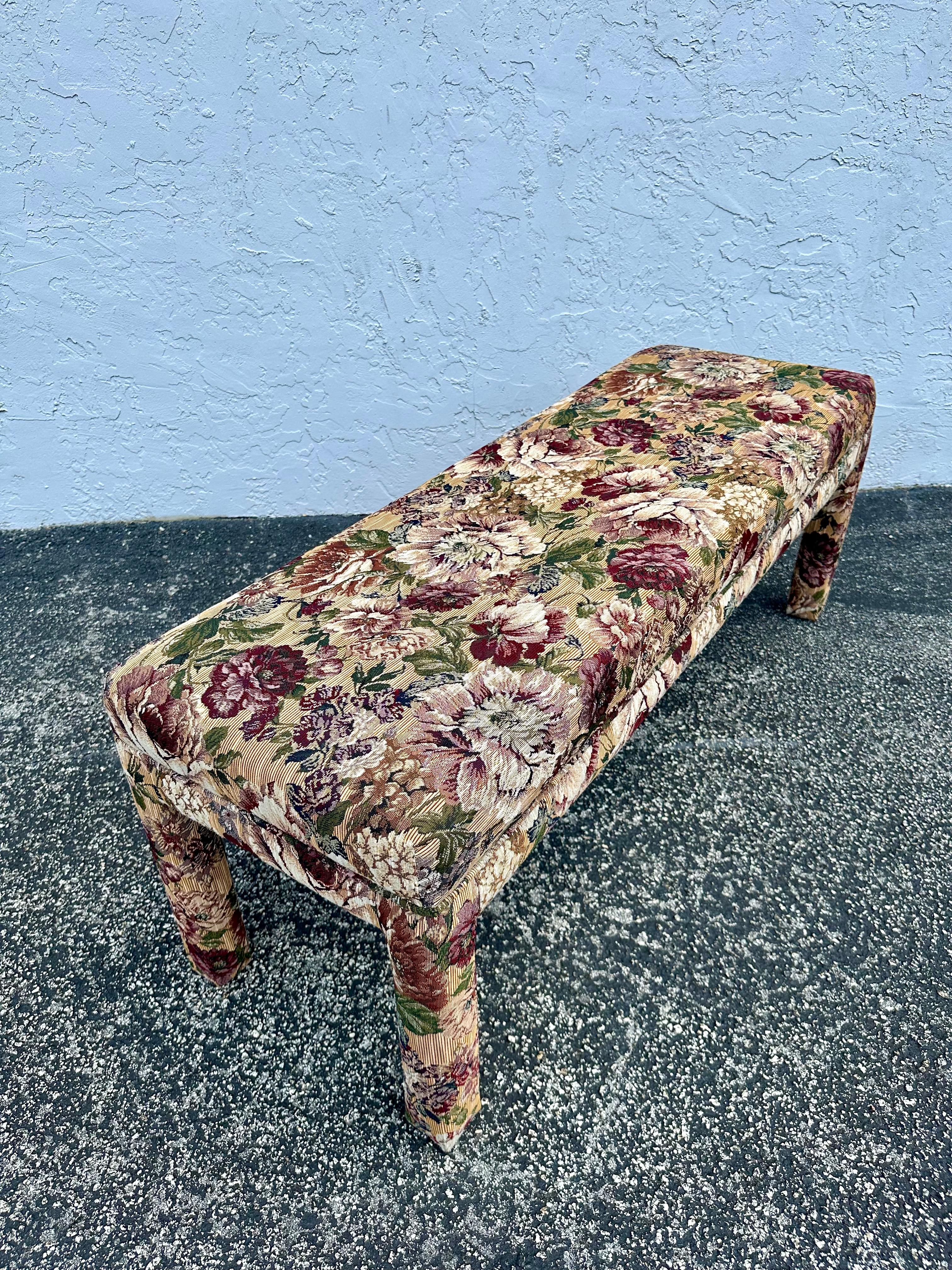 Fine XX secolo Panca in chintz floreale di Milo Baughman del 1970 in vendita