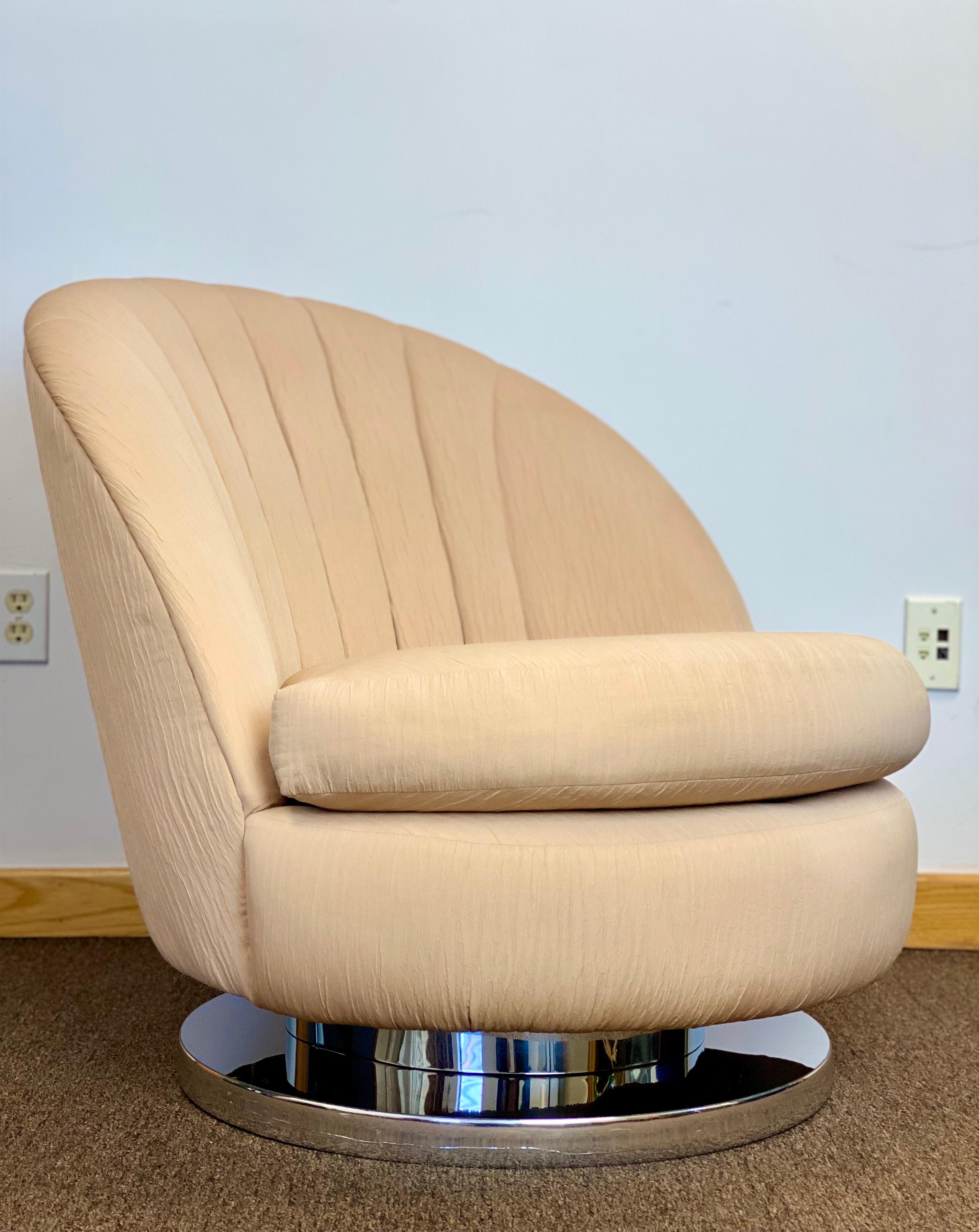 Art Deco 1970s Milo Baughman Scalloped Chrome Swivel Lounge Chair