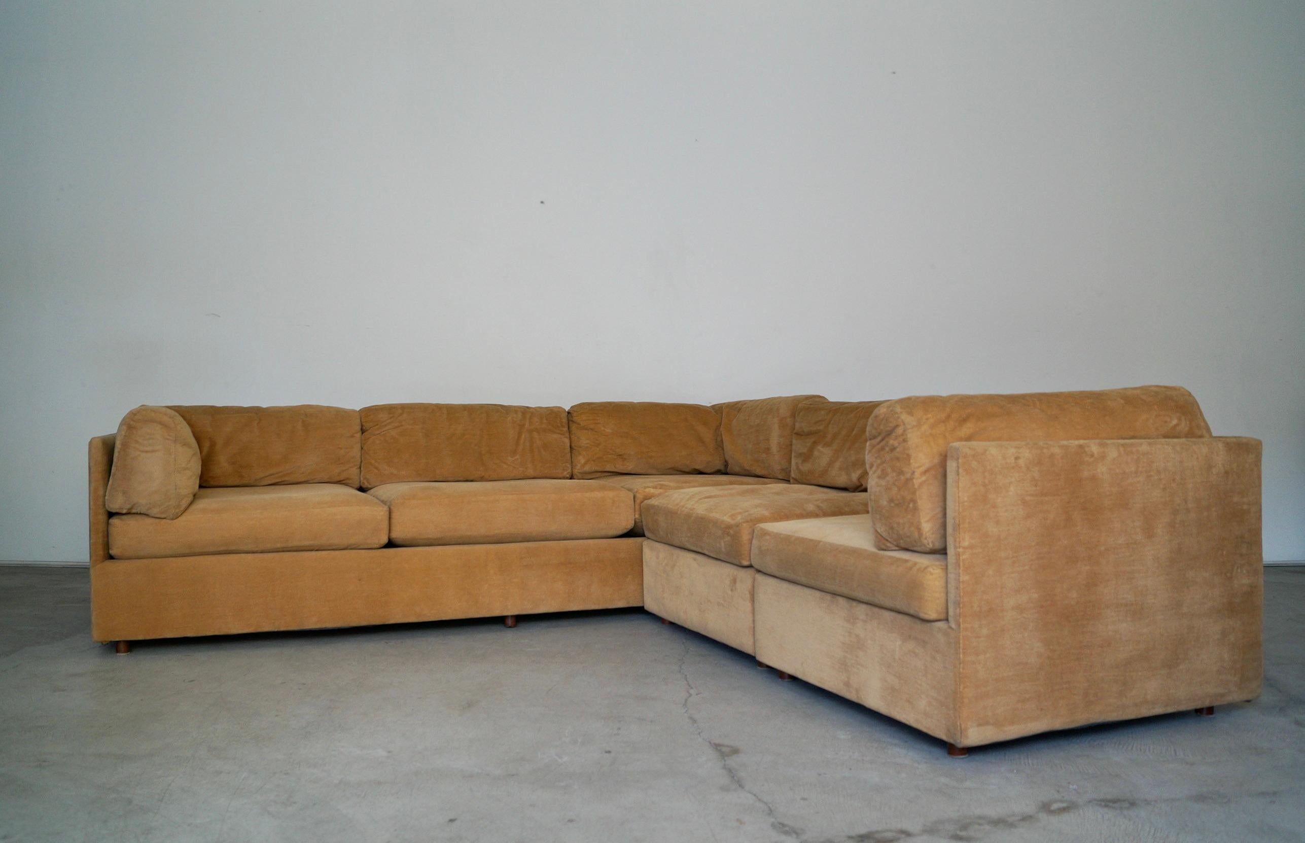 Mid-Century Modern 1970s Milo Baughman Style 3-Piece Modular Sectional Sofa