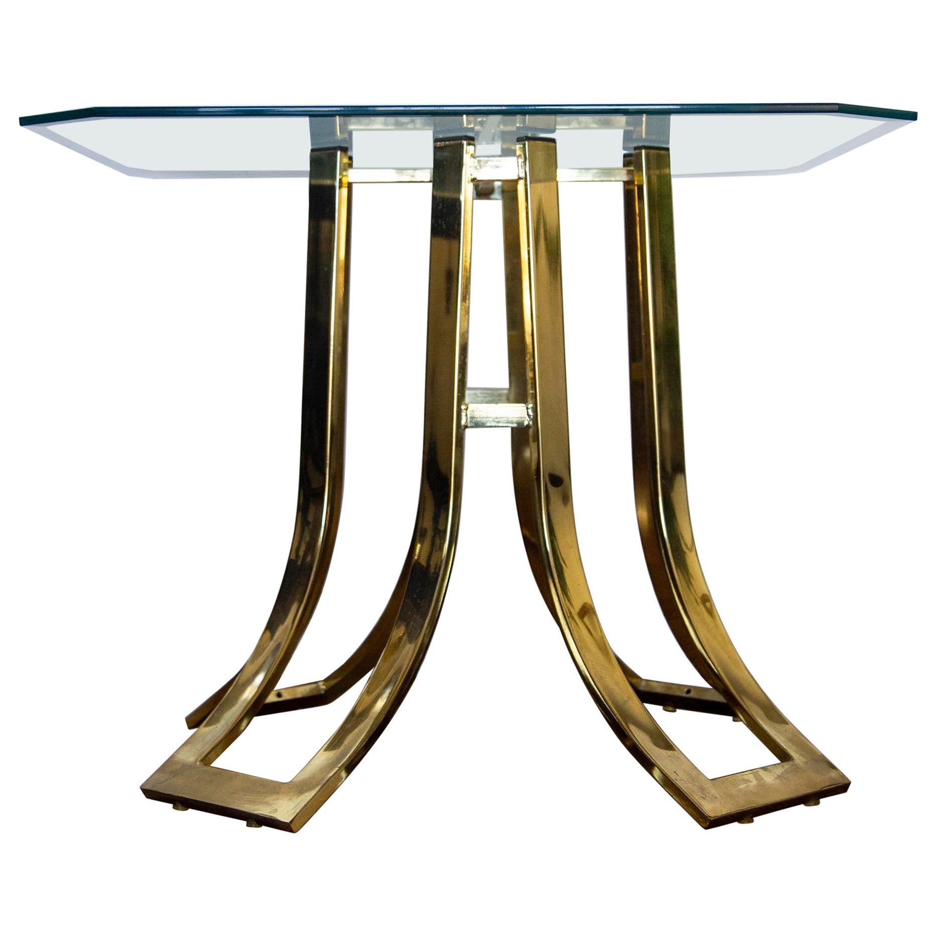 Mesa auxiliar tulipán de latón y cristal estilo Milo Baughman, años 70