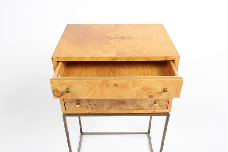 1970s Milo Baughman Style Burled Elm on Brass Base Jewelry Chest or End Table For Sale 13