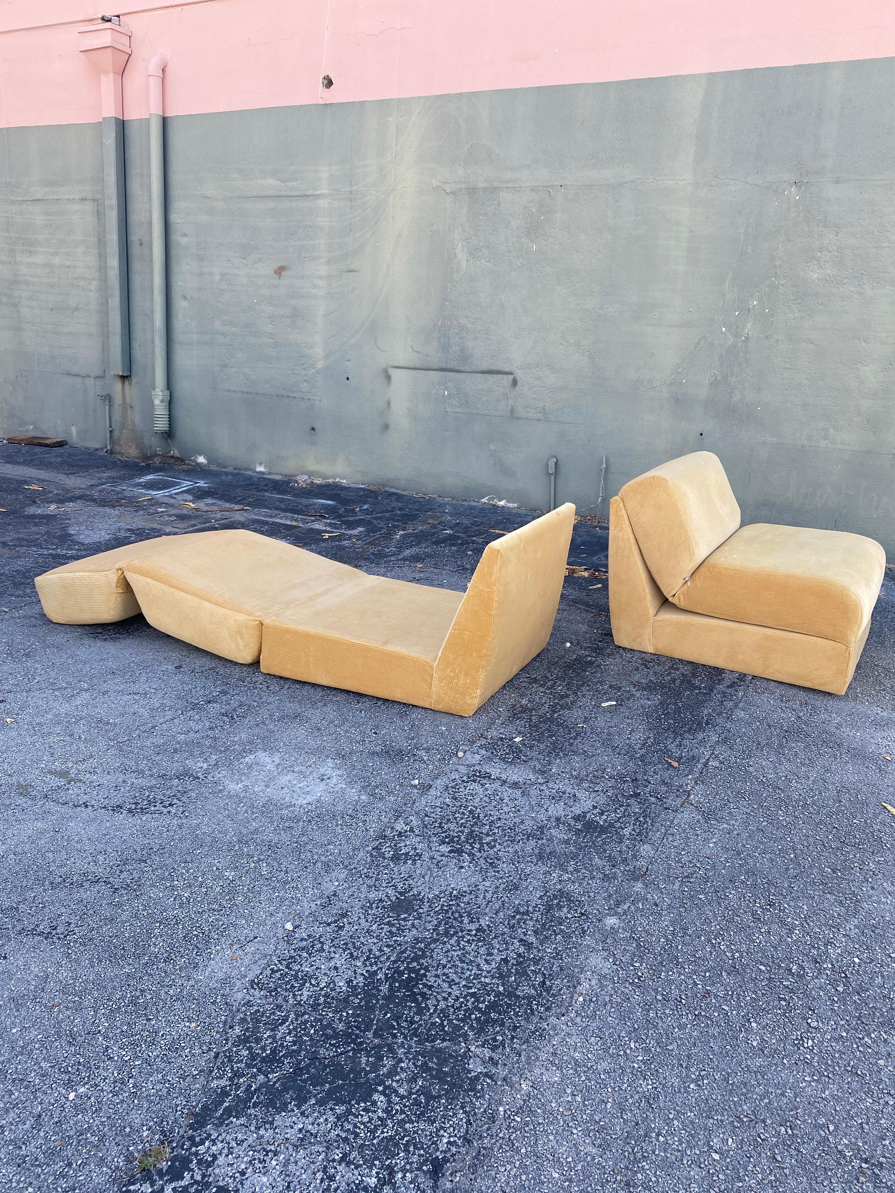 1970s, Milo Baughman Style Lounge Chairs, a Pair In Excellent Condition In Asheville, NC