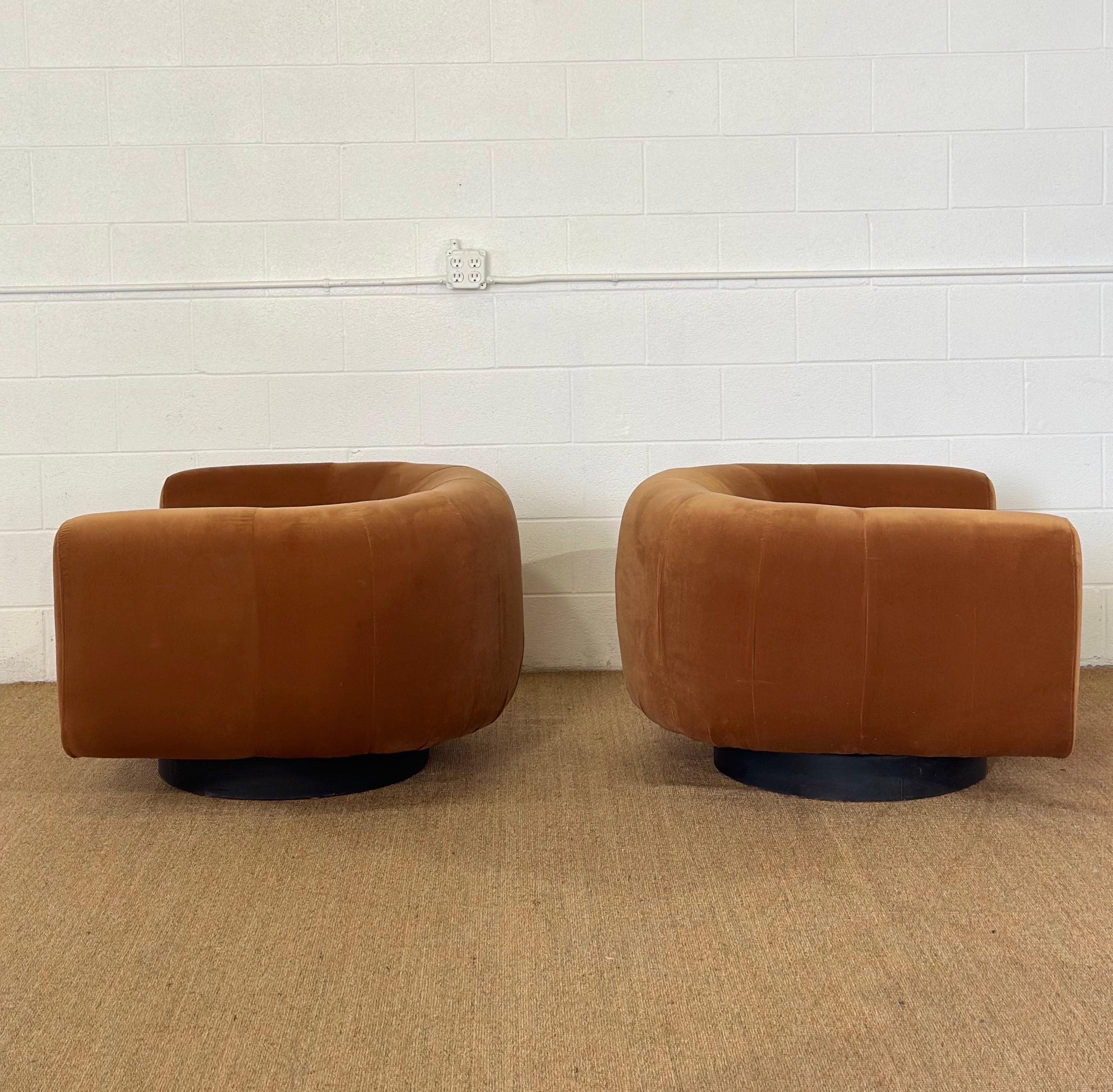 1970s Milo Baughman Style Reupholstered Ochre Barrel Back Swivel Chairs - a Set In Good Condition For Sale In Farmington Hills, MI