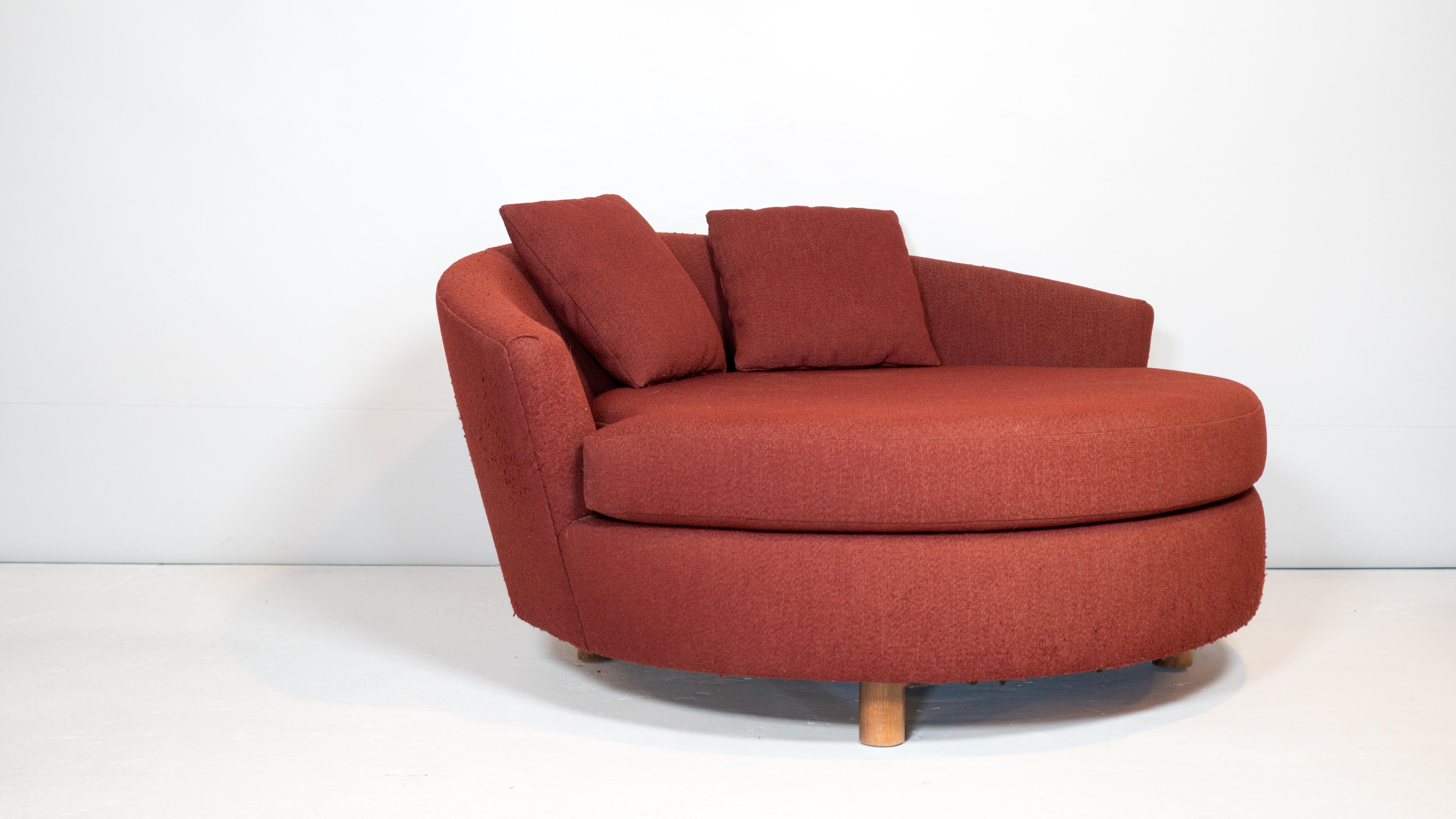 1970s Milo Baughman Style Satellite Petite Lounge Chair For Sale 3