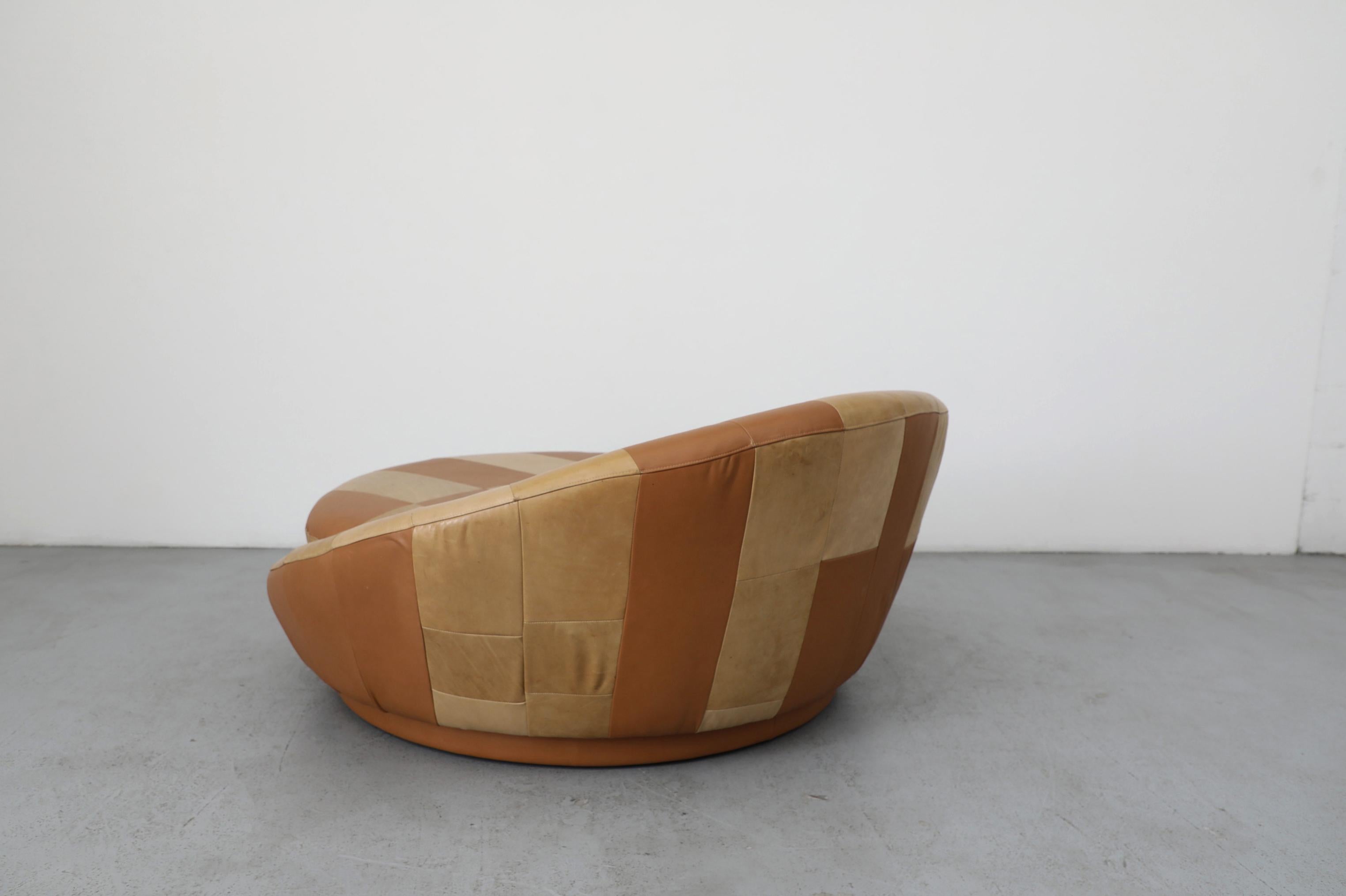 Fin du 20e siècle 1970 Milo Baughman Style Satellite Sofa, Patchwork Brown Leather en vente