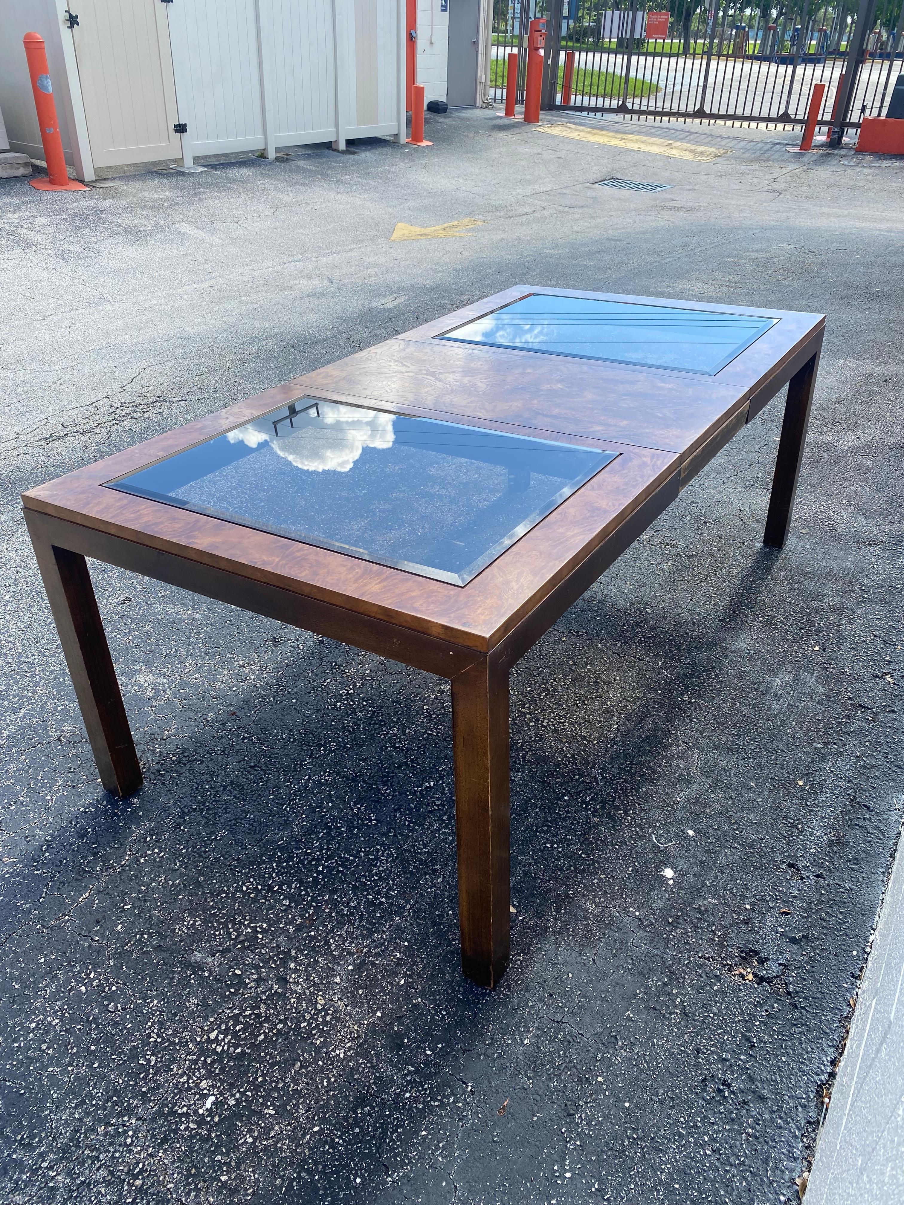1970s Milo Baughman Walnut Burlwood Extendable Dining Table In Good Condition For Sale In Fort Lauderdale, FL