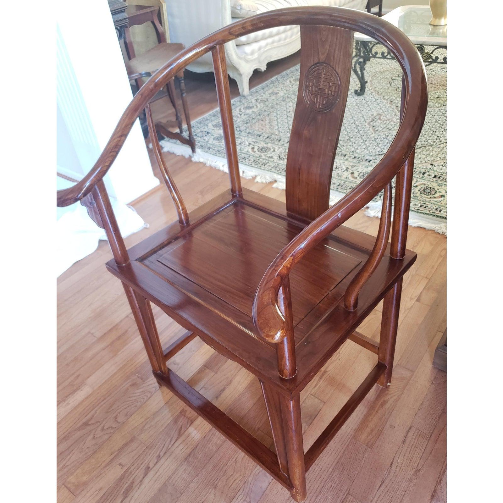 1970s Ming Style Rosewood Horseshoe Chairs In Good Condition For Sale In Germantown, MD