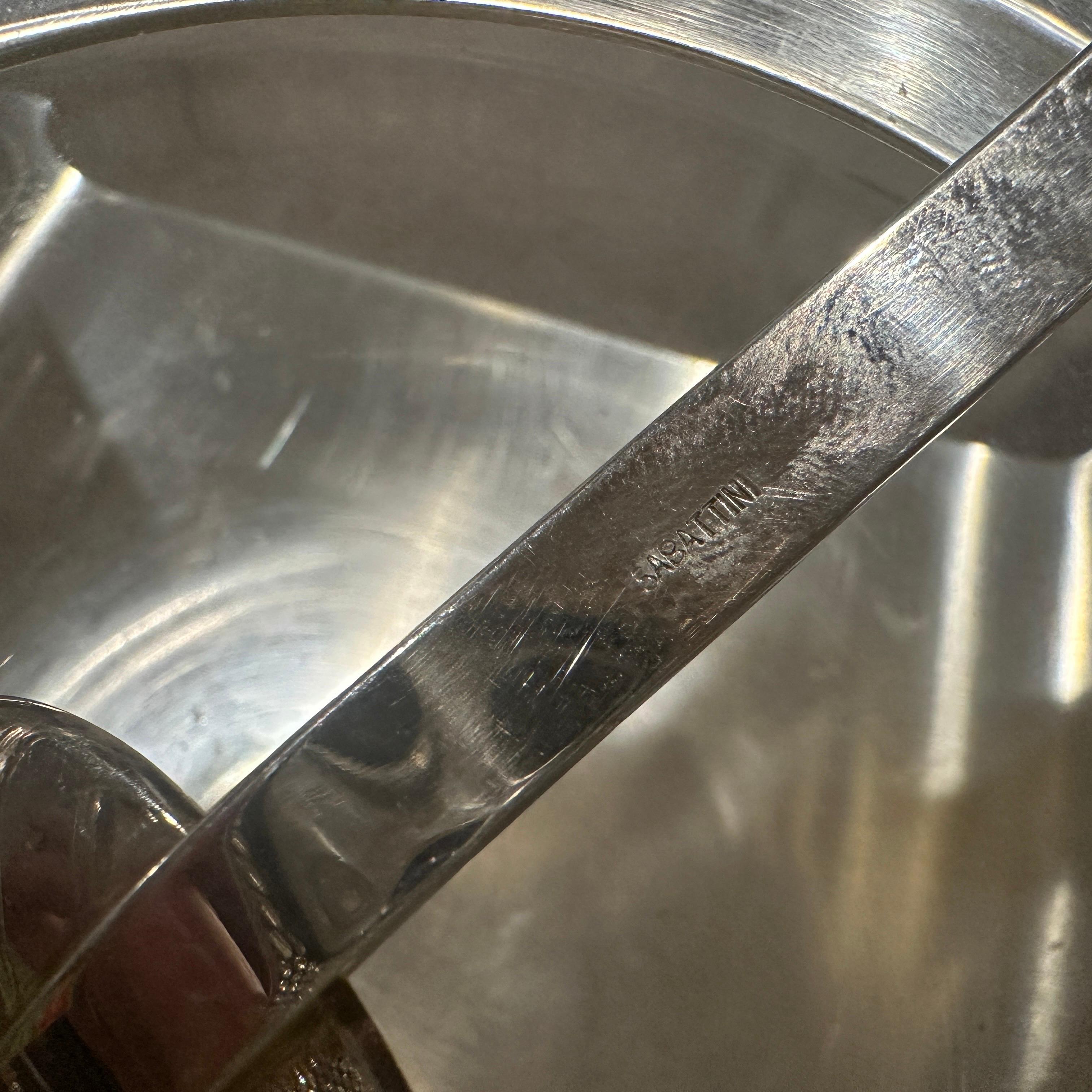 1970s Minimalist Silver Plated Caviar Serving Bowl by Lino Sabattini In Excellent Condition For Sale In Aci Castello, IT