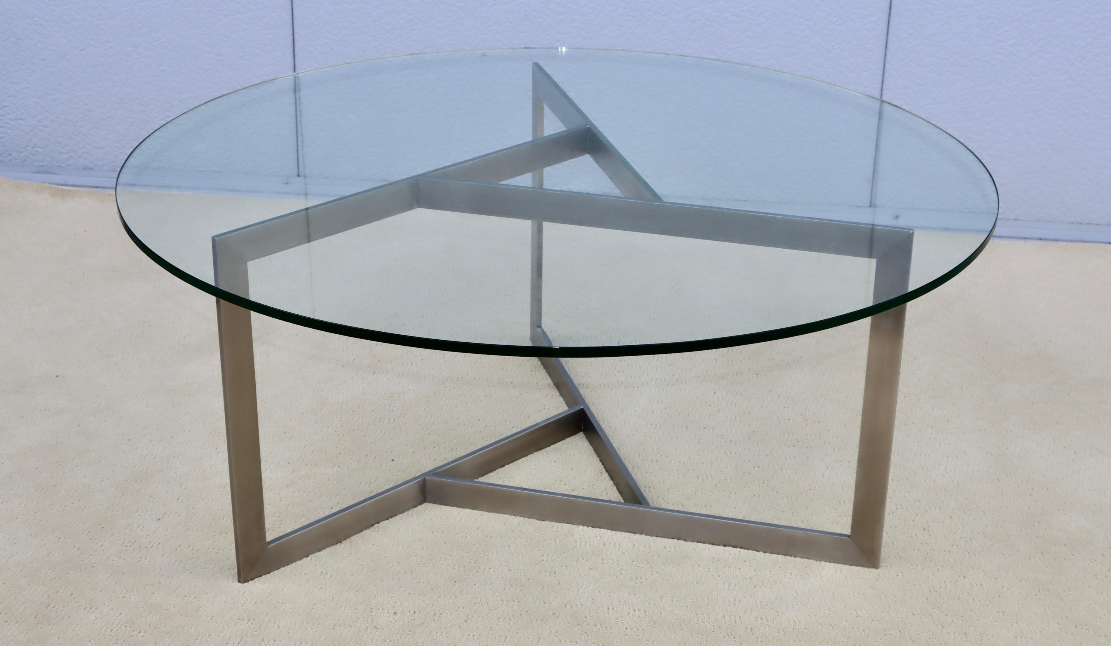 1970's Minimalist Stainless Steel With Round Glass Top Coffee Table In Good Condition For Sale In New York, NY