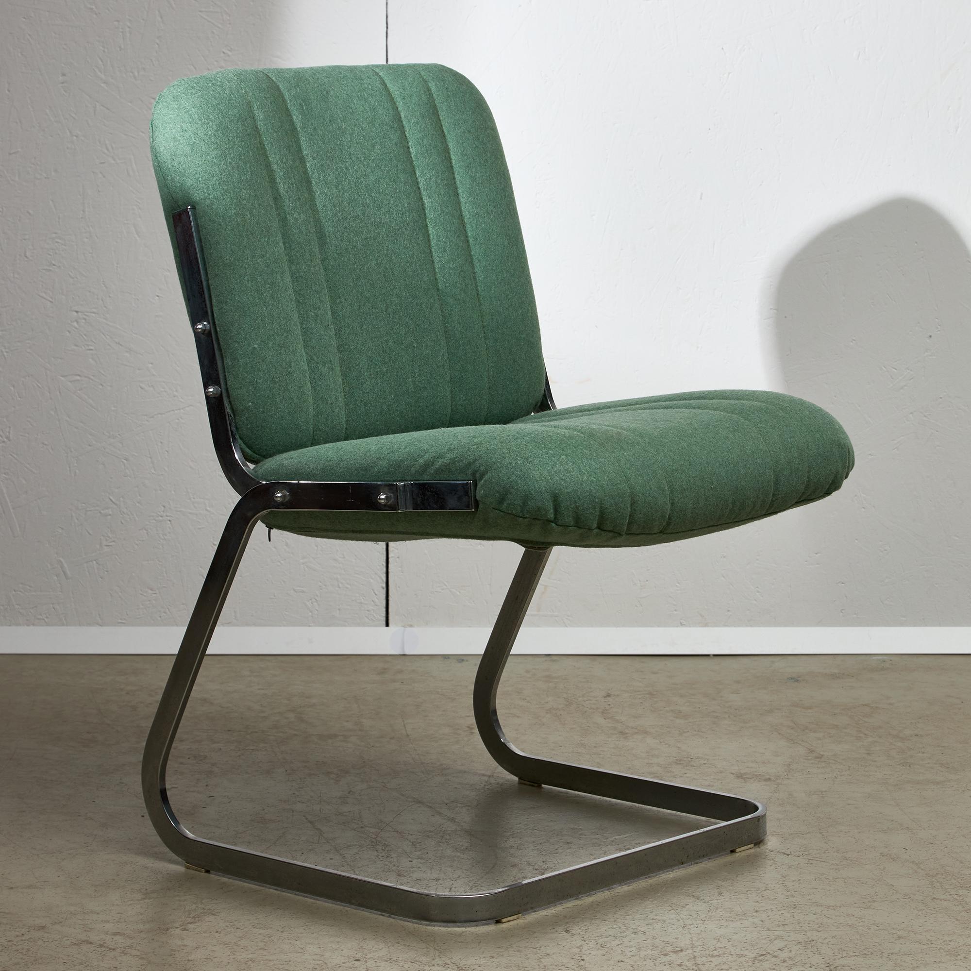 1970's Mint Green Chrome Chair In Good Condition For Sale In Budapest, HU