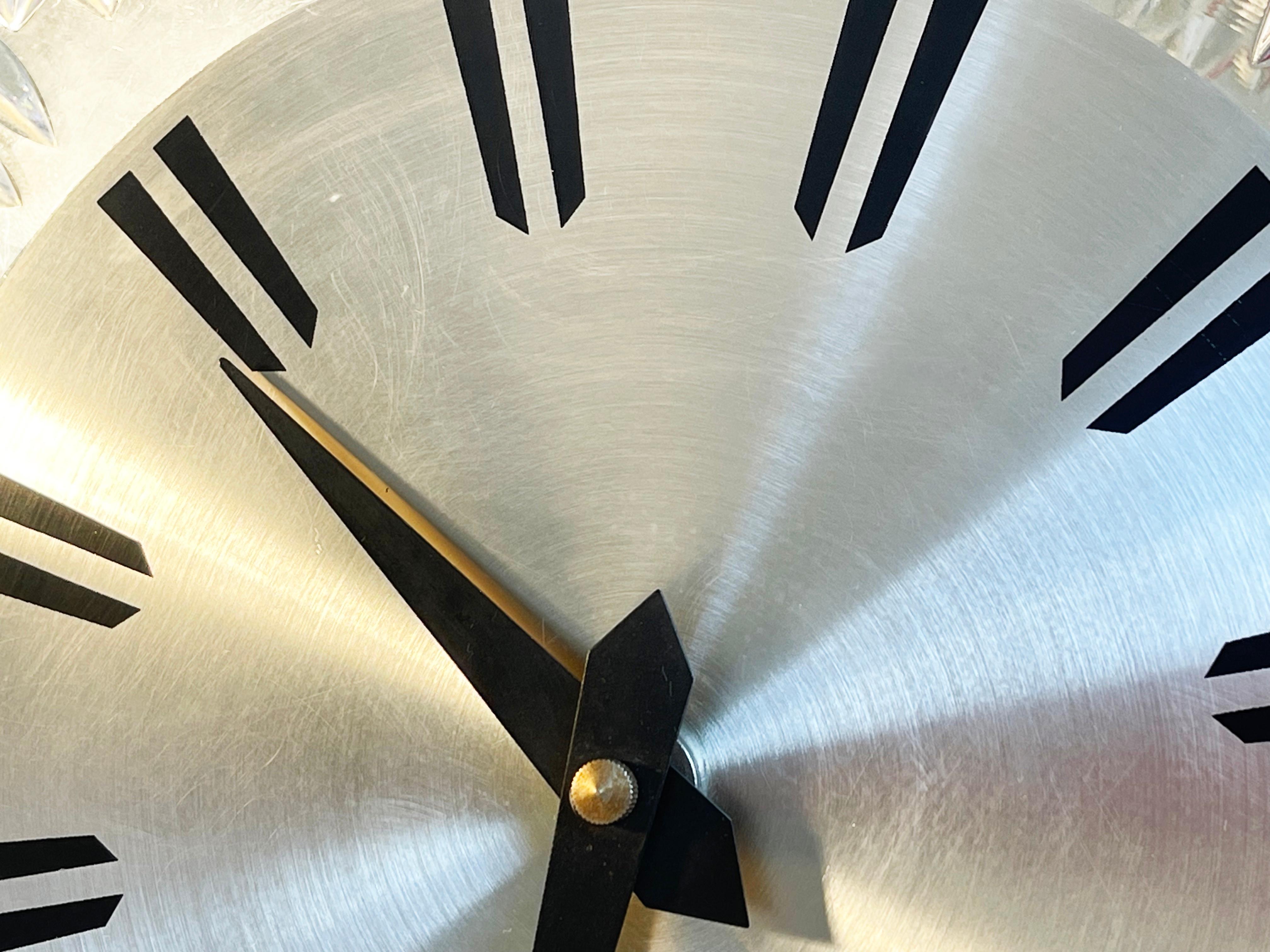 1970s Mirrored Crystal Cut Glass Clock by Junghans & Joska, Germany For Sale 2