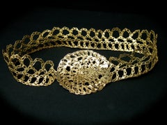 Ceinture artisanale des années 1970, style « mod », en métal doré tressé, fabriquée à la main