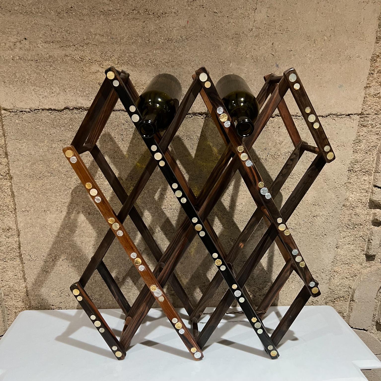 accordion wine rack