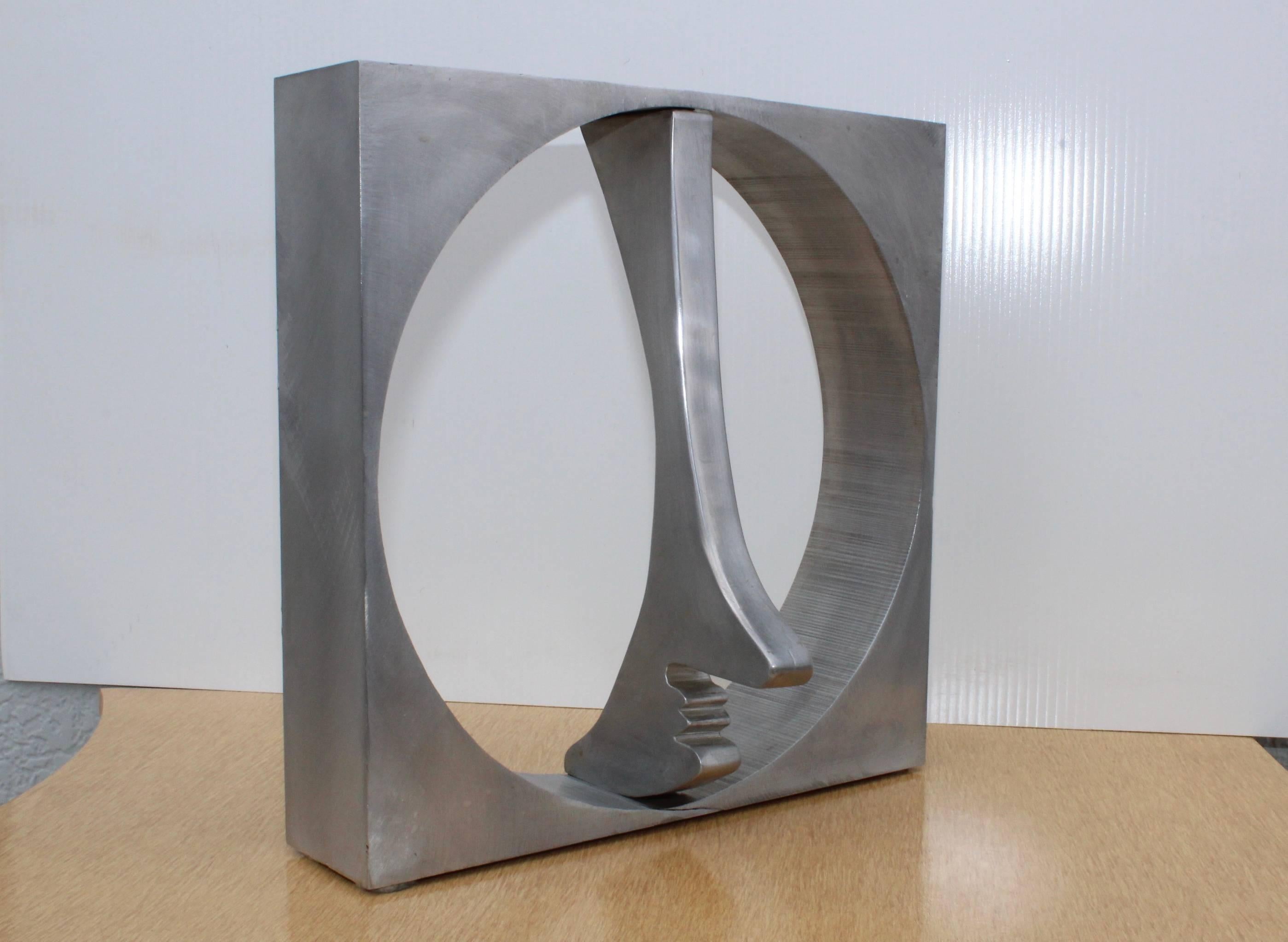20ième siècle Sculpture abstraite moderne en aluminium des années 1970 en vente