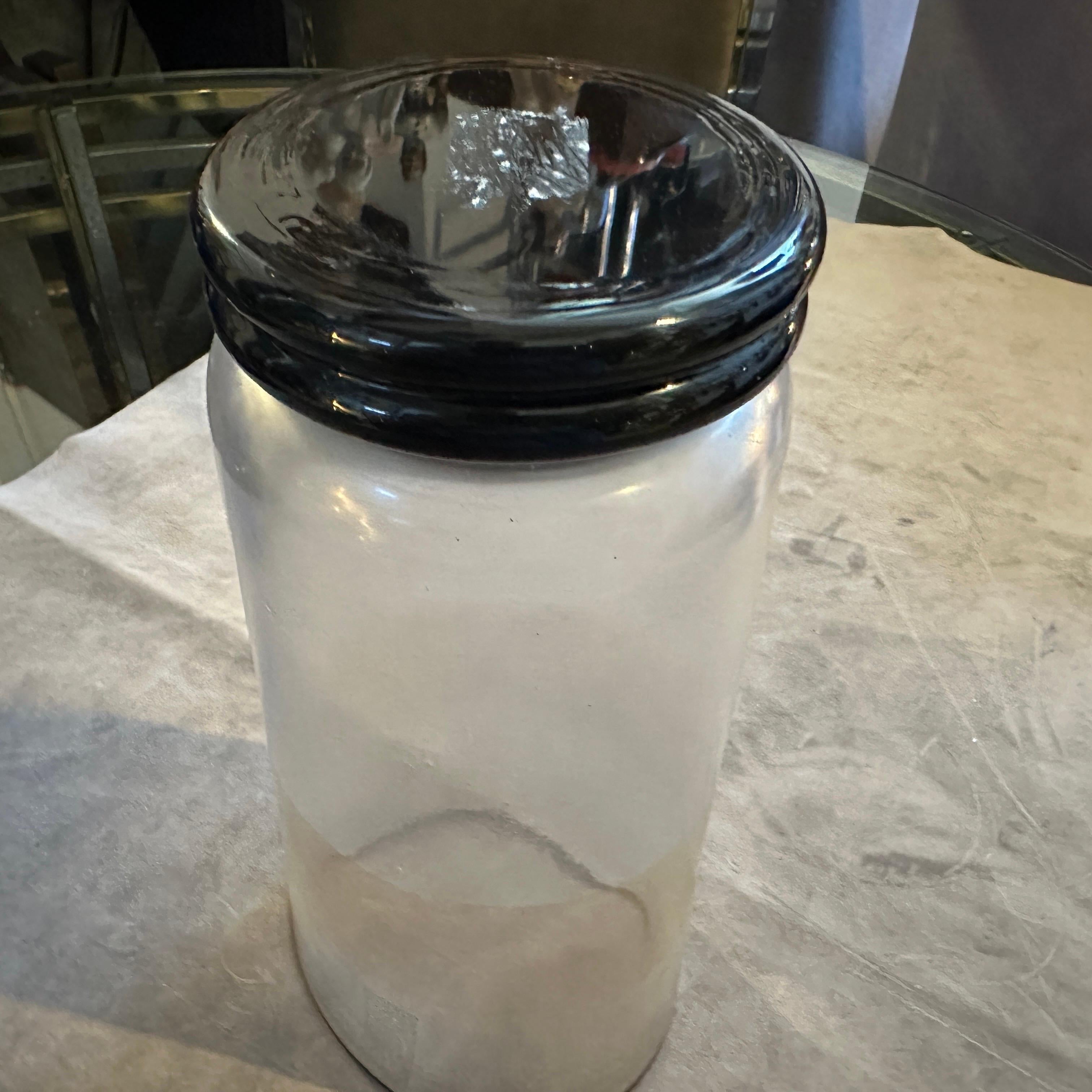 Vaso moderno anni '70 in vetro trasparente nero e oro di Murano In condizioni ottime in vendita a Aci Castello, IT