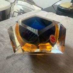 1970er Modern Blauer Sommerso Aschenbecher aus facettiertem Murano-Glas von Seguso