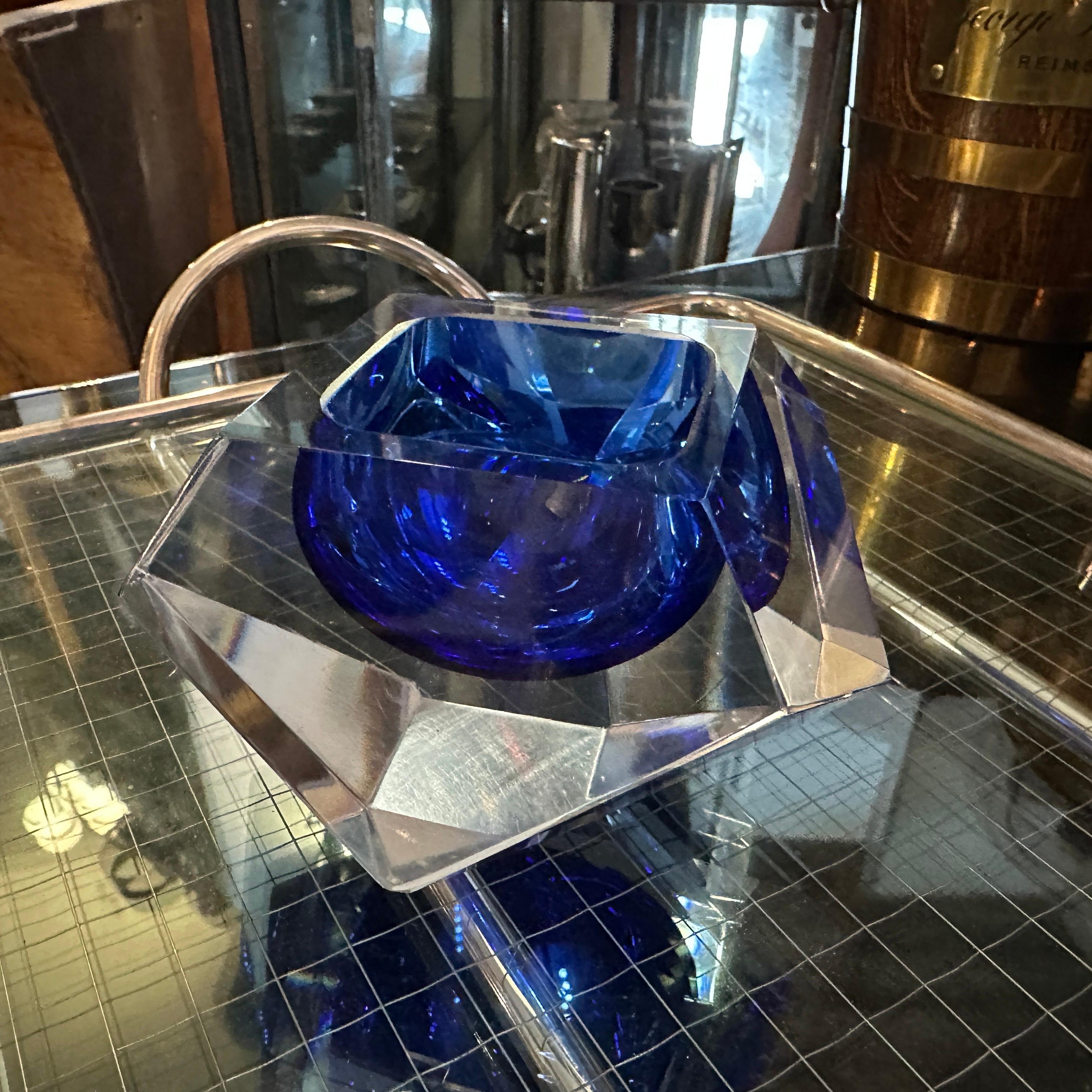 Posacenere moderno anni '70 in vetro di Murano Glass Sommerso sfaccettato di Seguso in vendita 1