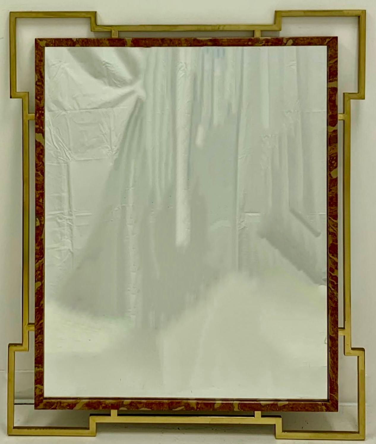 1970er Jahre Moderner Wandspiegel aus Messing und Kunstmarmor im Zustand „Starke Gebrauchsspuren“ im Angebot in Kennesaw, GA