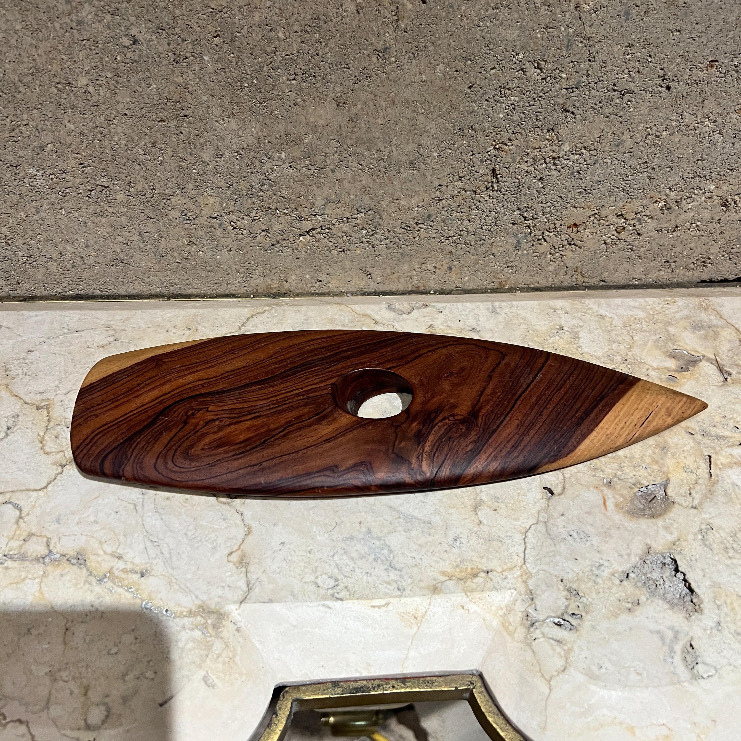 Portabottiglie da vino in legno galleggiante moderno degli anni '70 in vendita 1
