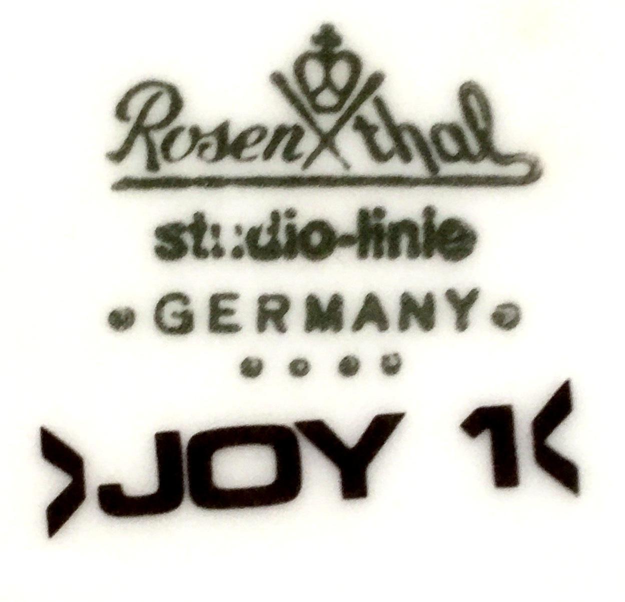 1970s Modern German Porcelain Dinnerware ‘Joy One’ Set of 20 by, Rosenthal 7