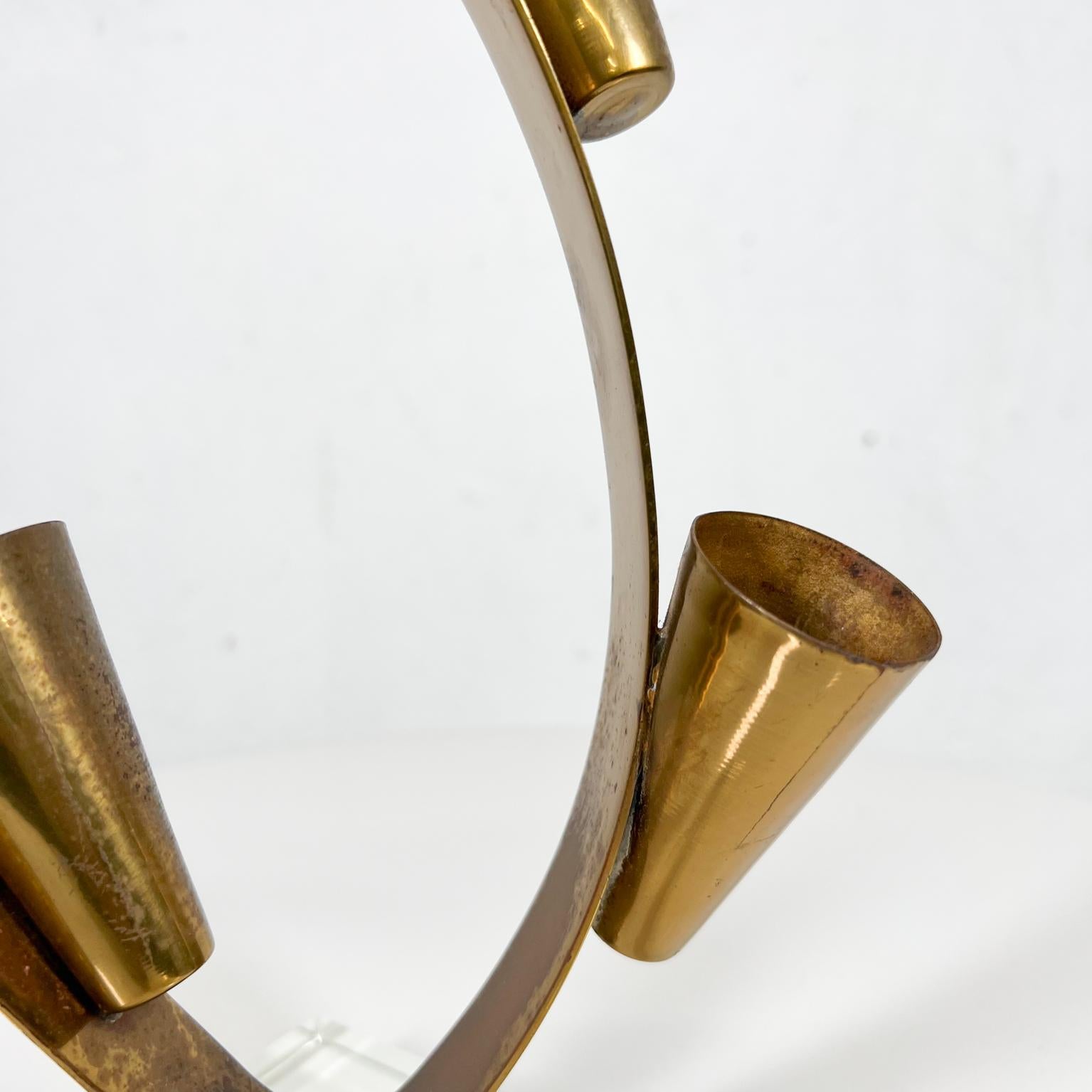 1970s Modern Glass and Brass Table Art Sculpture In Good Condition In Chula Vista, CA