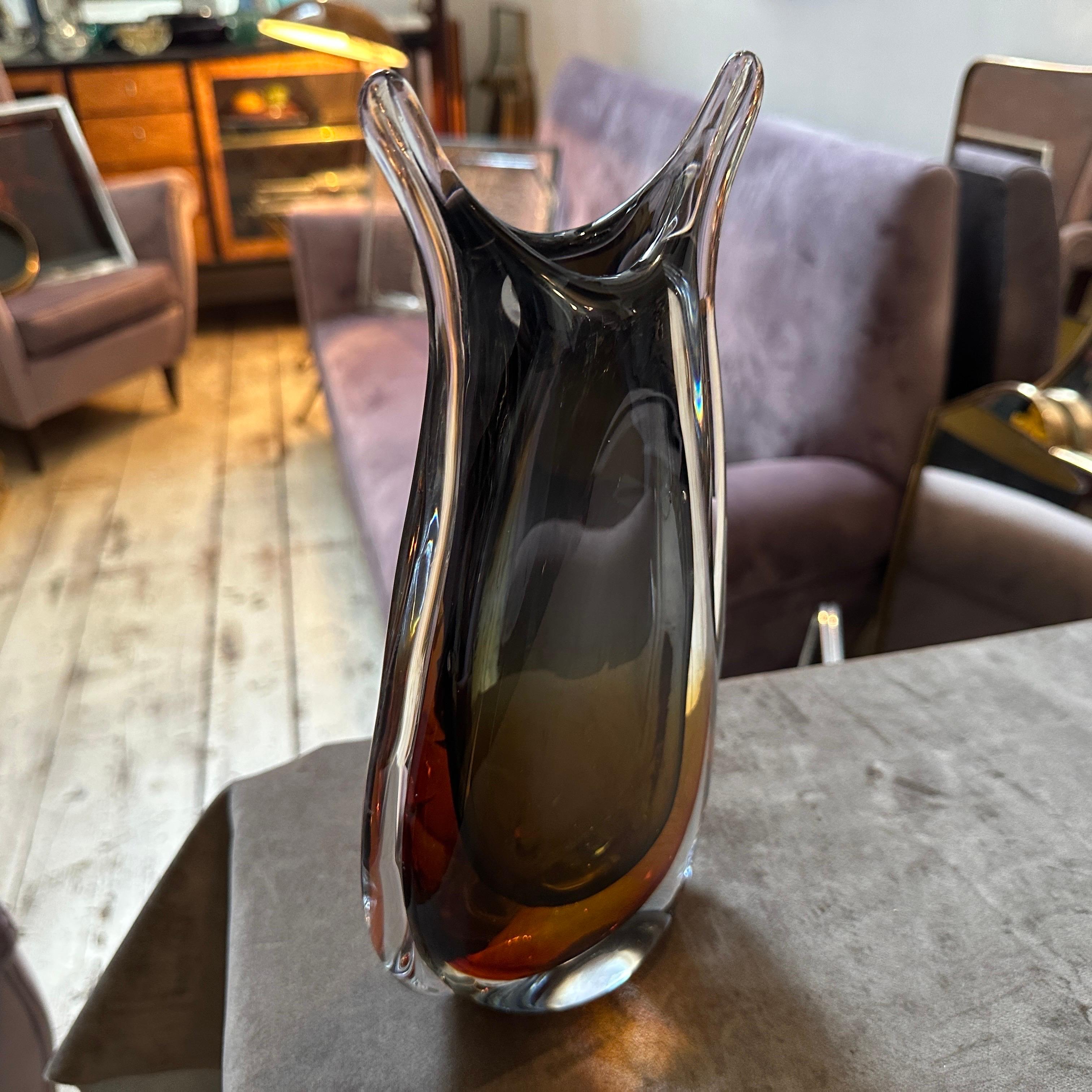 Vase moderne en verre Murano Sommerso vert et brun des années 1970 par Seguso en vente 4