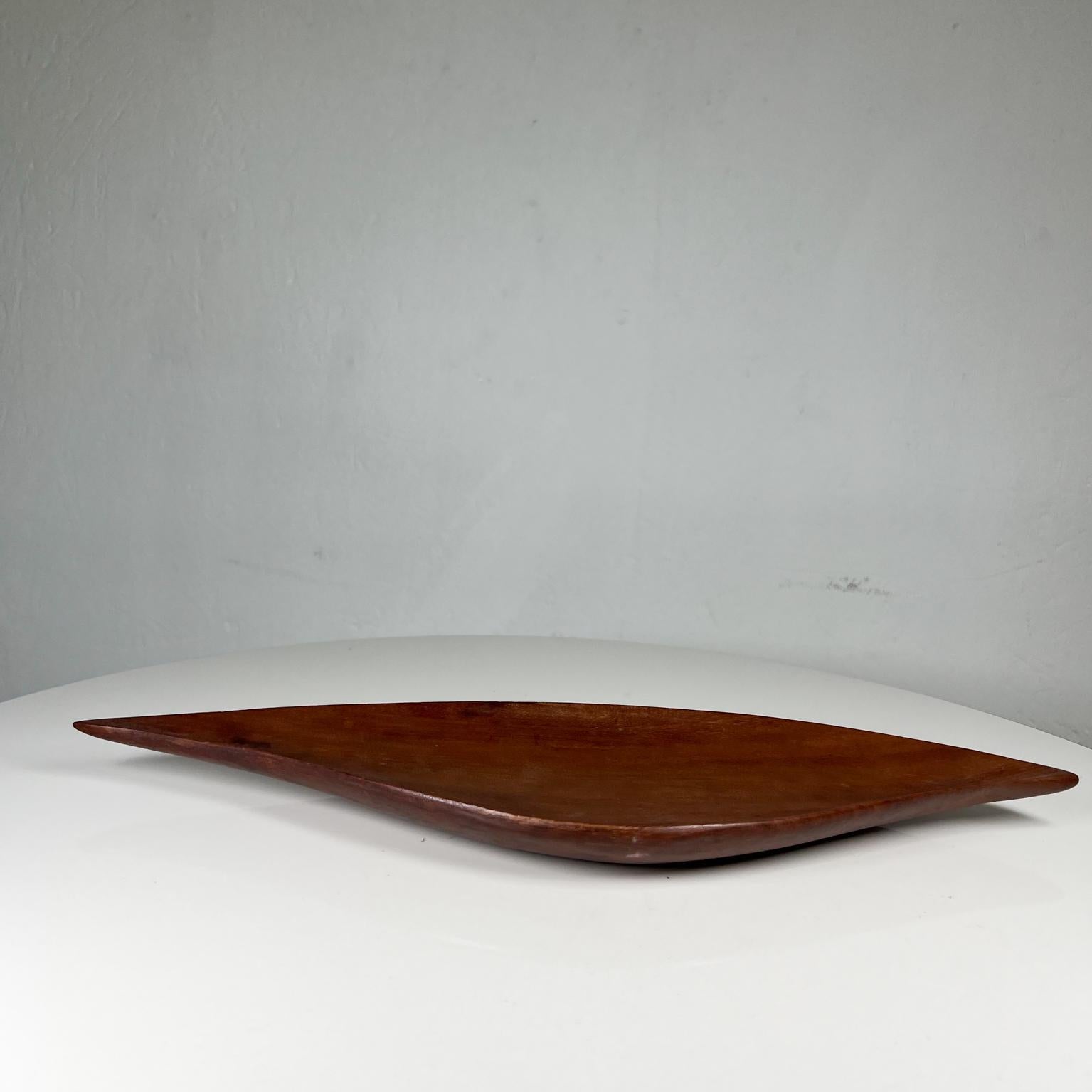 1970s Modern Haiti Sculptural Tray Wood Serving Dish Organic Form In Good Condition For Sale In Chula Vista, CA