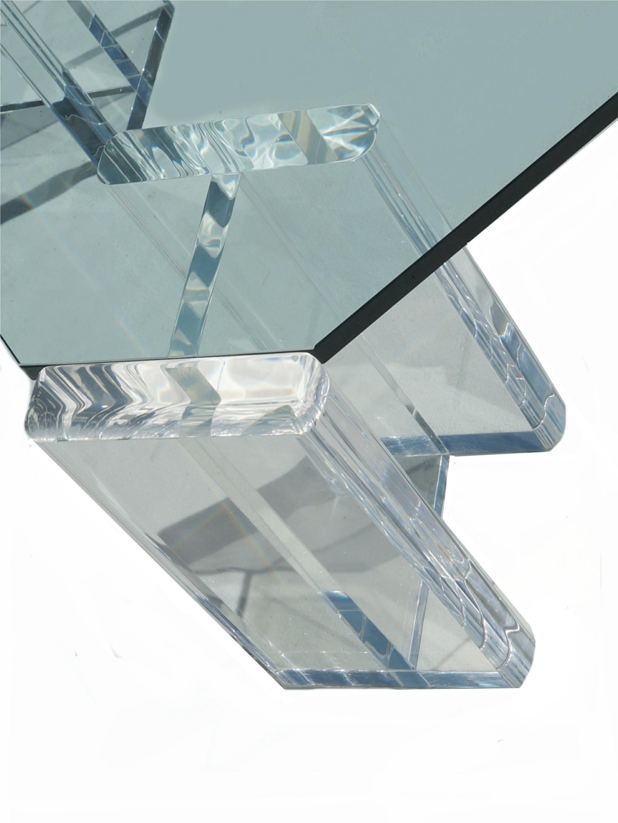 1970s Modern Hollywood Regency Lucite Glass Top Coffee Table For Sale 3